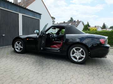 S 2000
