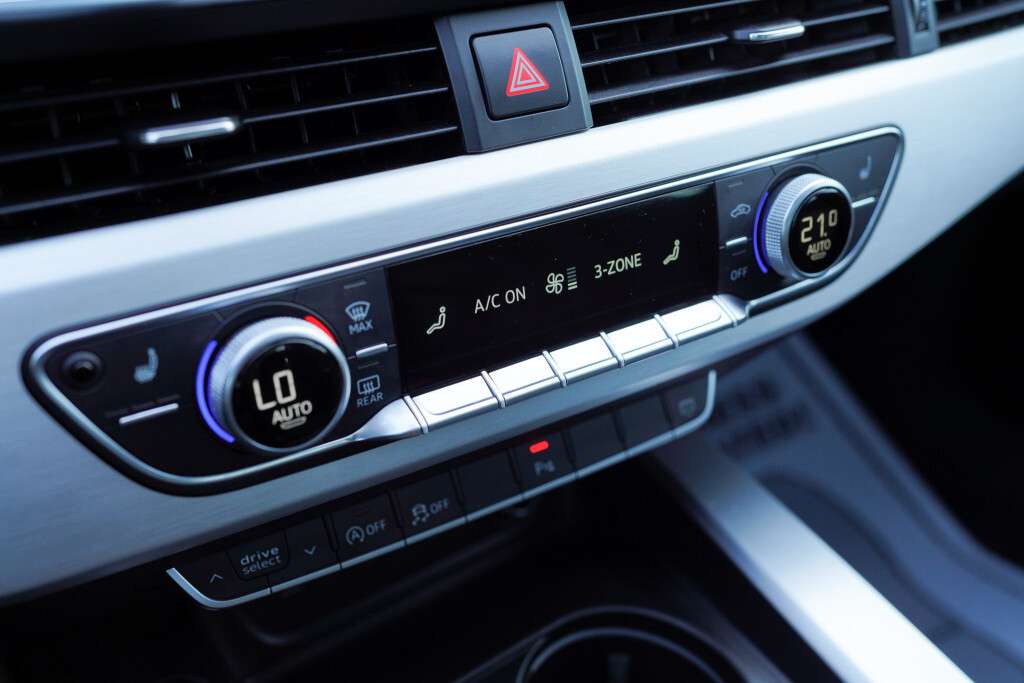2019 Audi A5 Progressiv 45 S-Line Sunroof Navigation BSM. thumb 34
