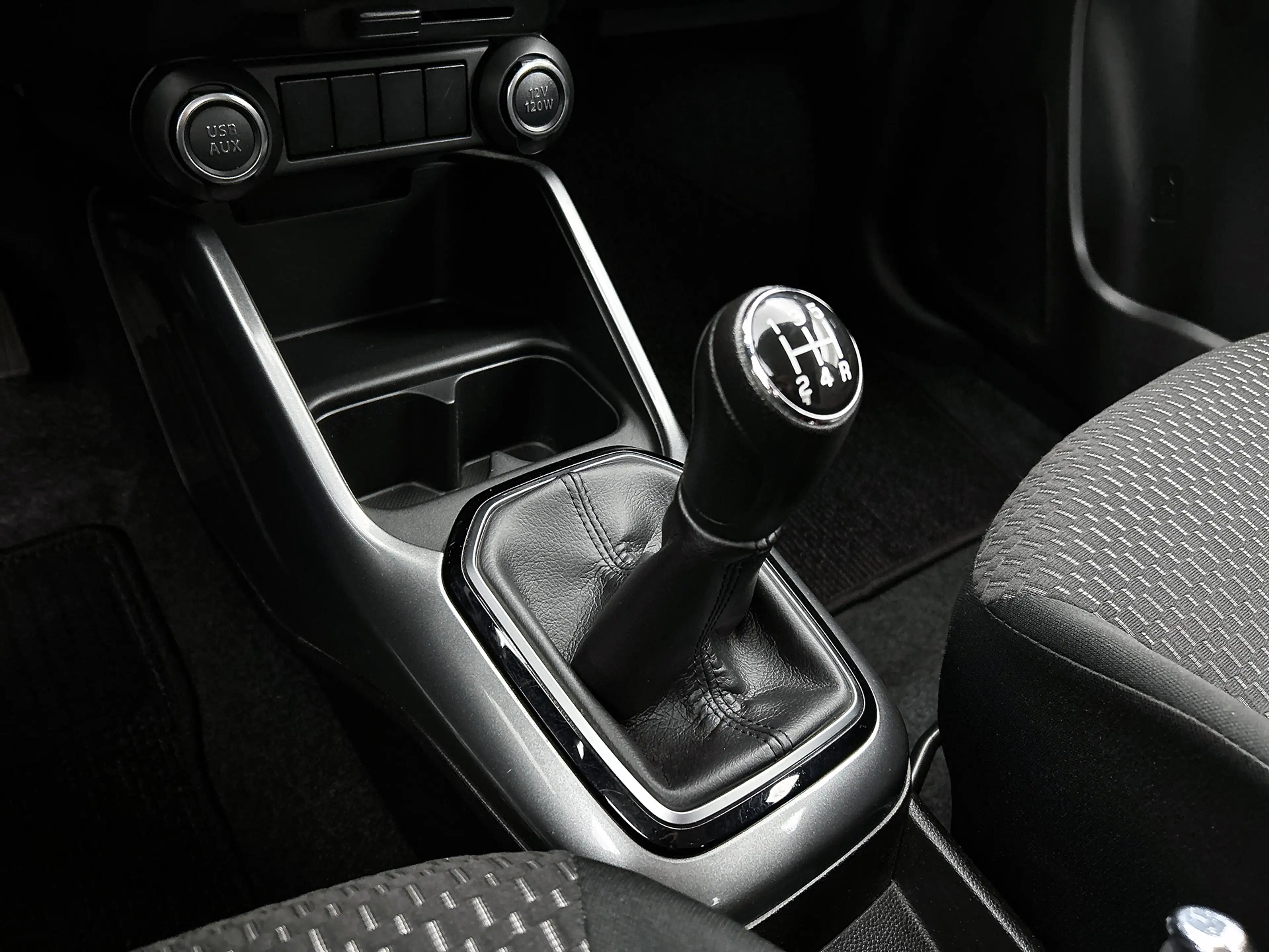 Suzuki Ignis 1.2 Smart Hybrid Comfort | Airco | Radio met Bluet — photo 9