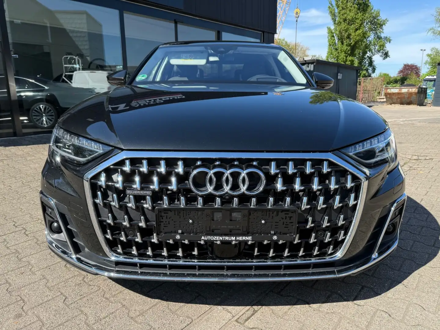 Audi A8 50 TDI quattro Fond Paket Sthzg Massage VOLL Grau - 2