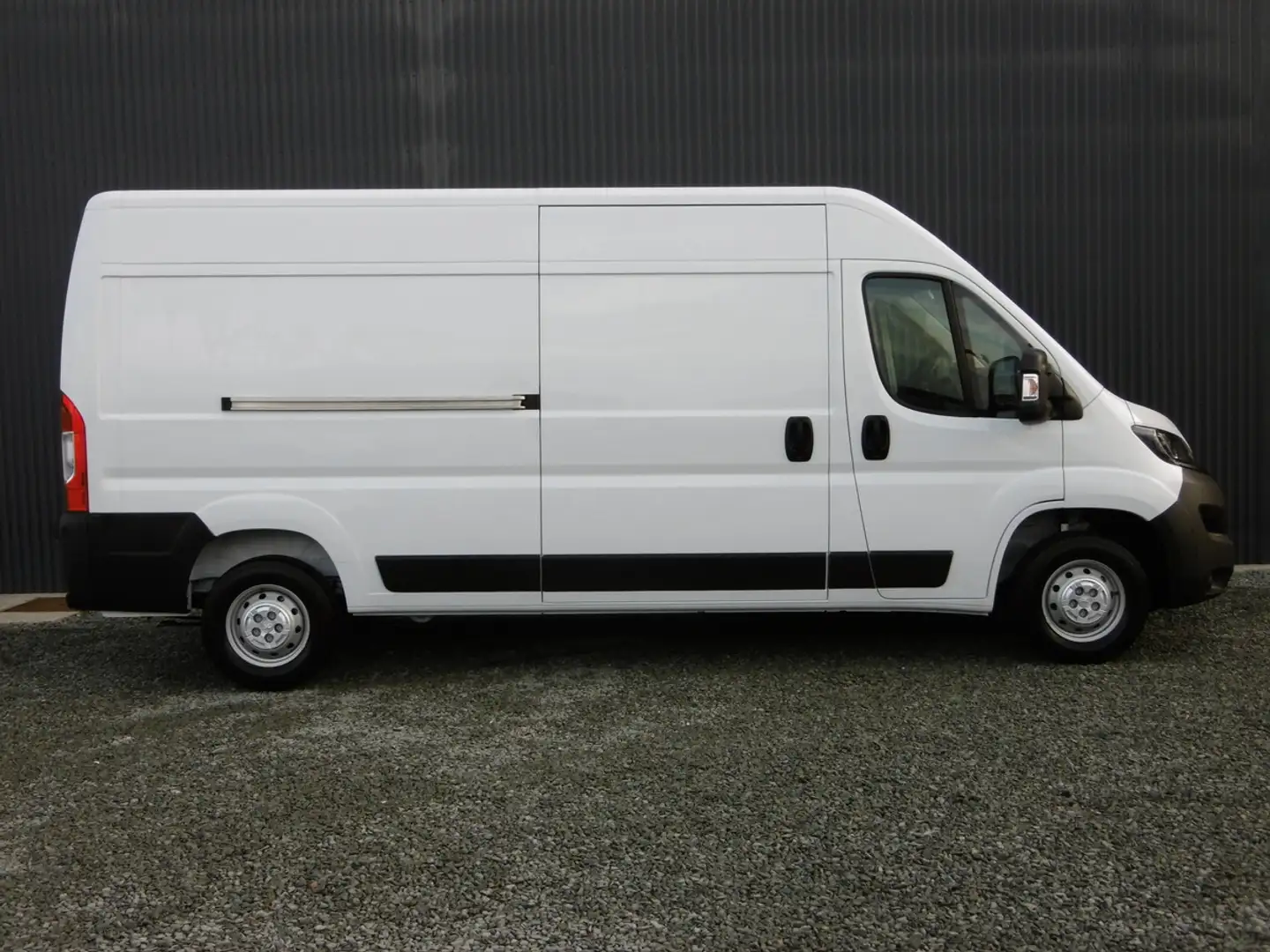 Peugeot Boxer FOURGON BASE 140 HDI Blanc - 2