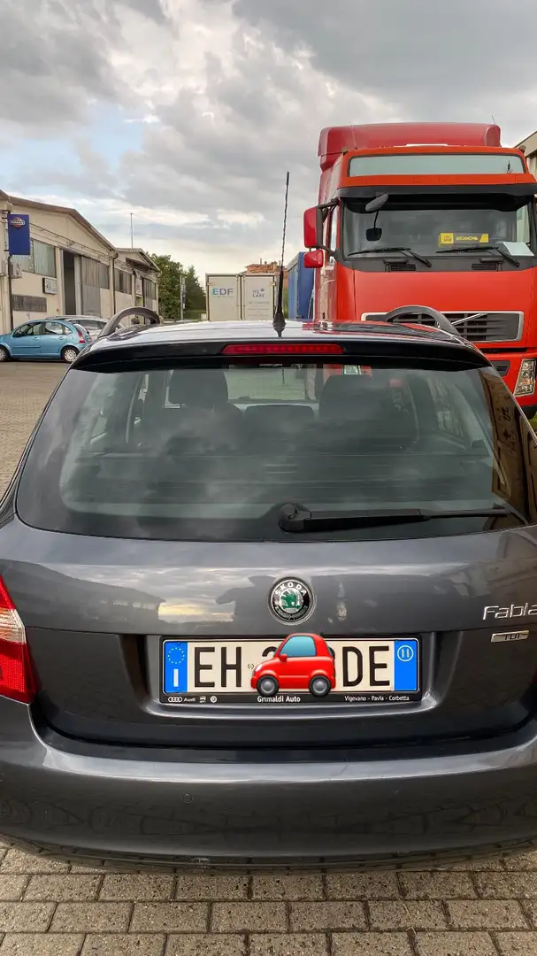 Skoda Fabia Fabia II 2007 Wagon 1.6 tdi cr Active (fabia) 75cv Grigio - 2