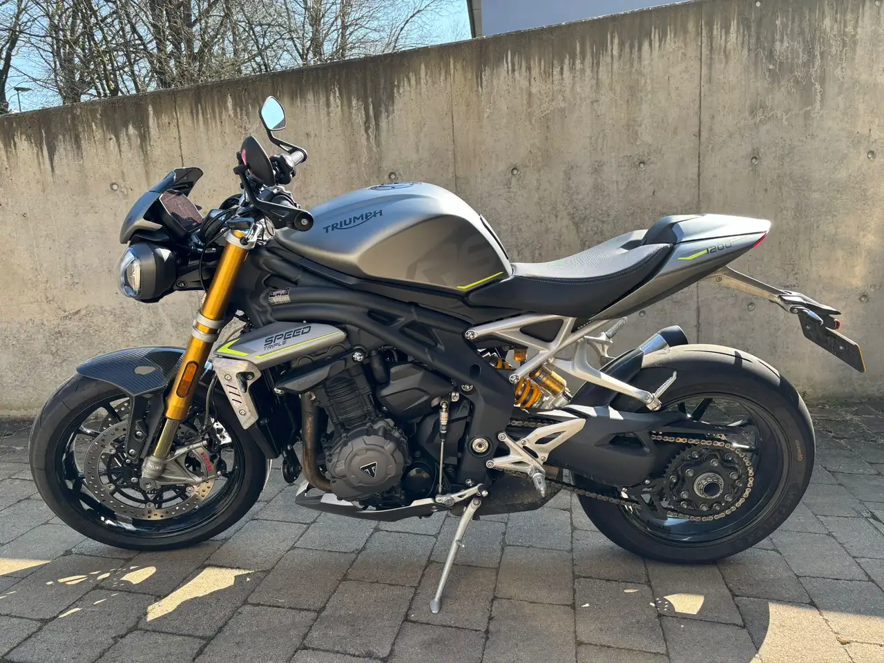 Triumph Speed Triple 1200