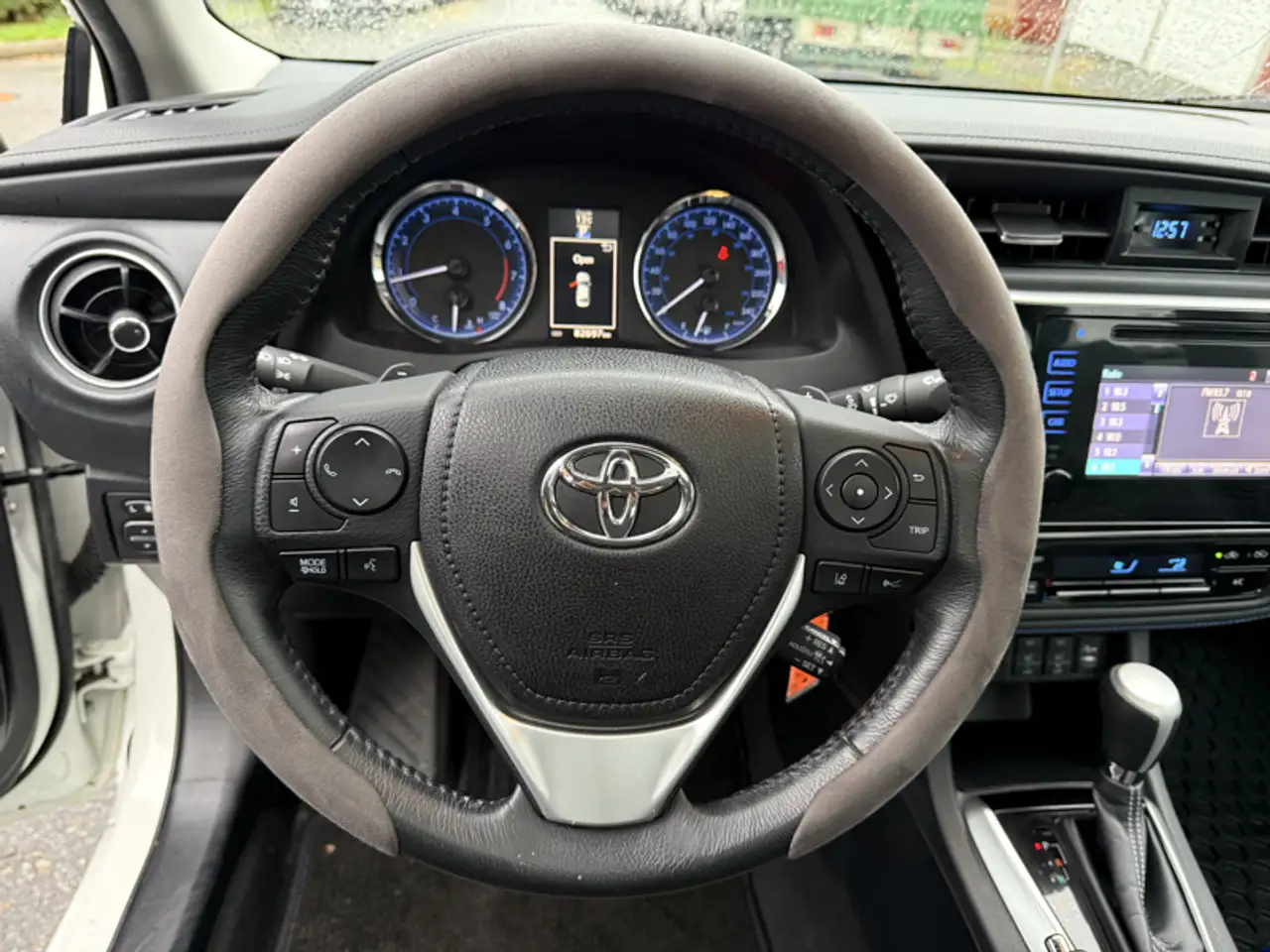 Toyota Corolla fotografie Toyota Corolla