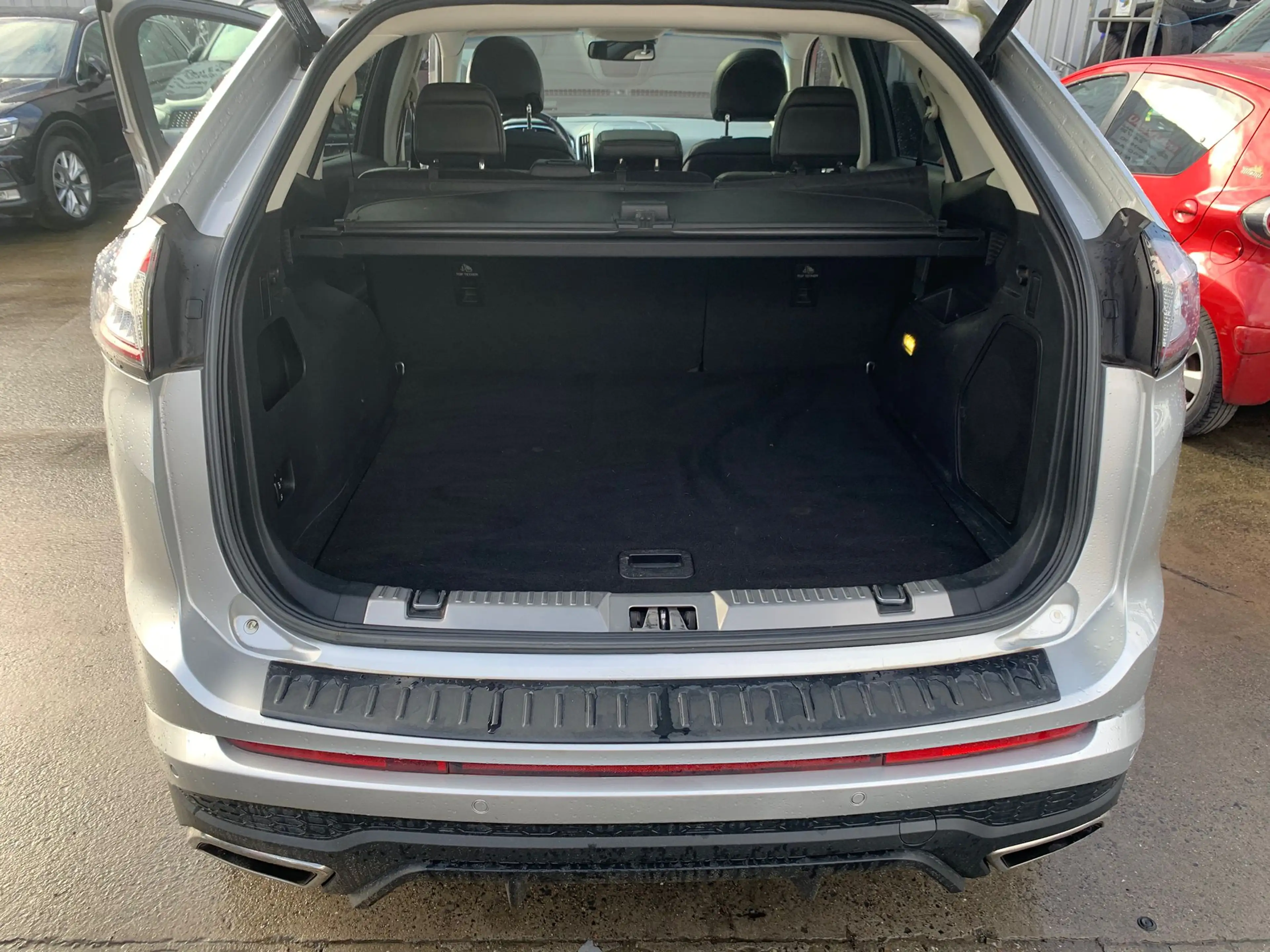 Ford Edge Edge 2.0 TDCi AWD Titanium PowerShift — photo 9