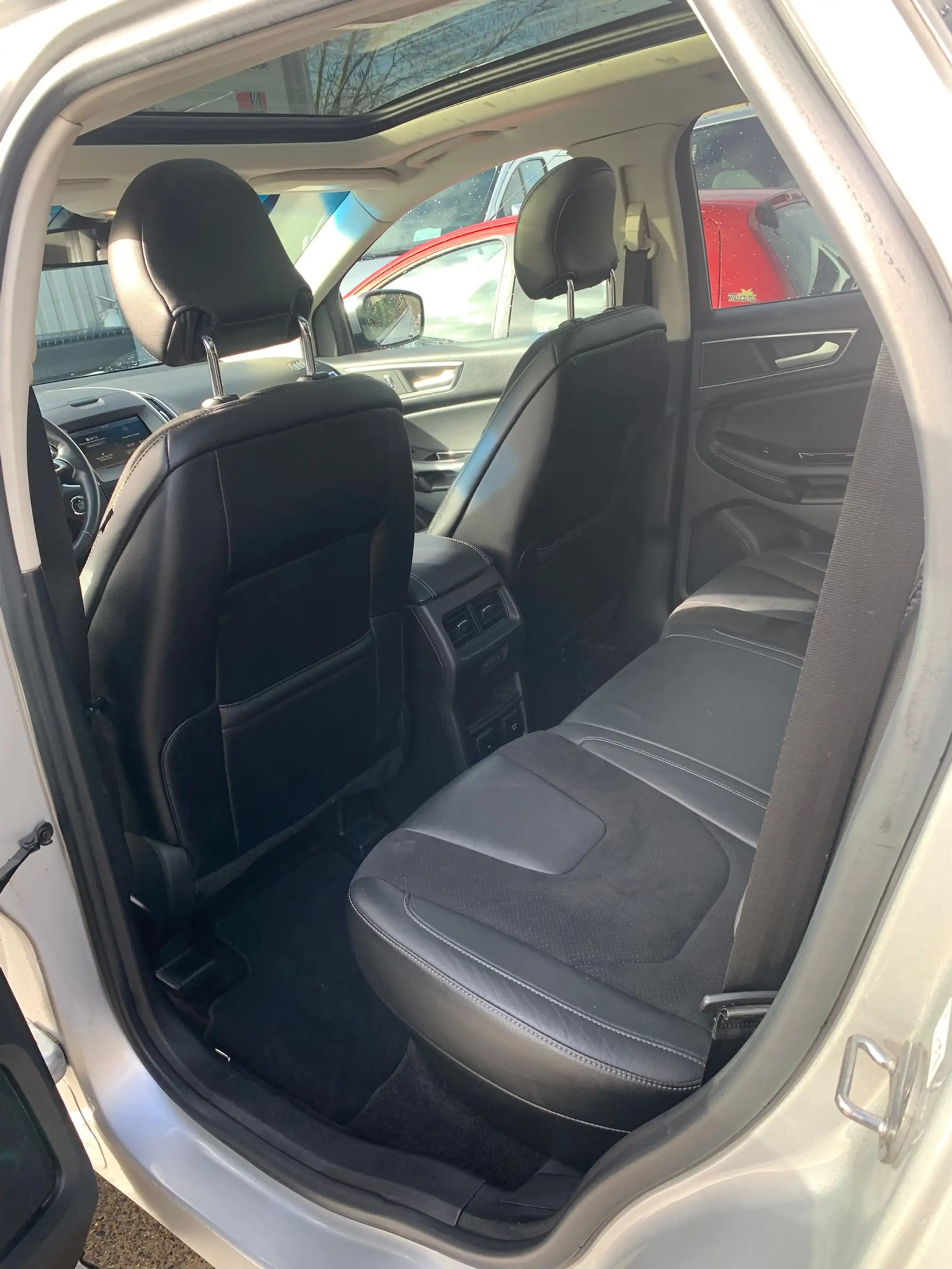 Ford Edge Edge 2.0 TDCi AWD Titanium PowerShift — photo 10