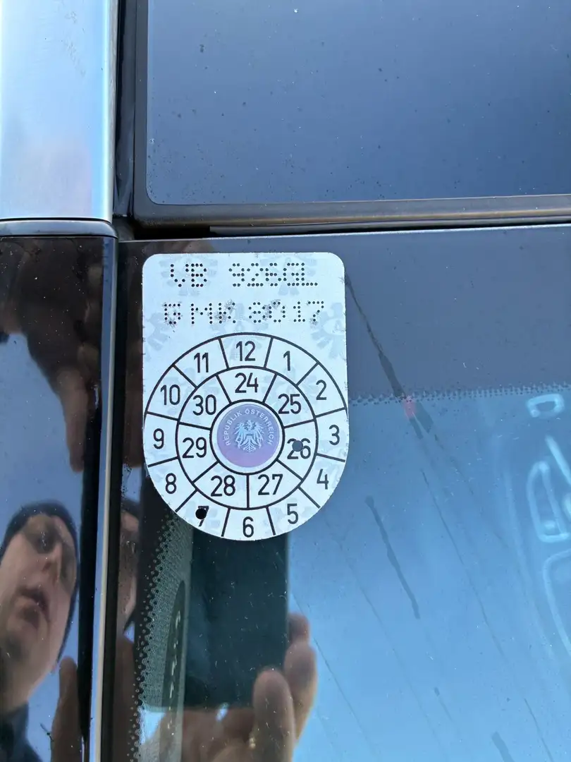 Mercedes-Benz E 220 E 220 d T Austria Edition Exclusive Aut. Exclusive Weiß - 1