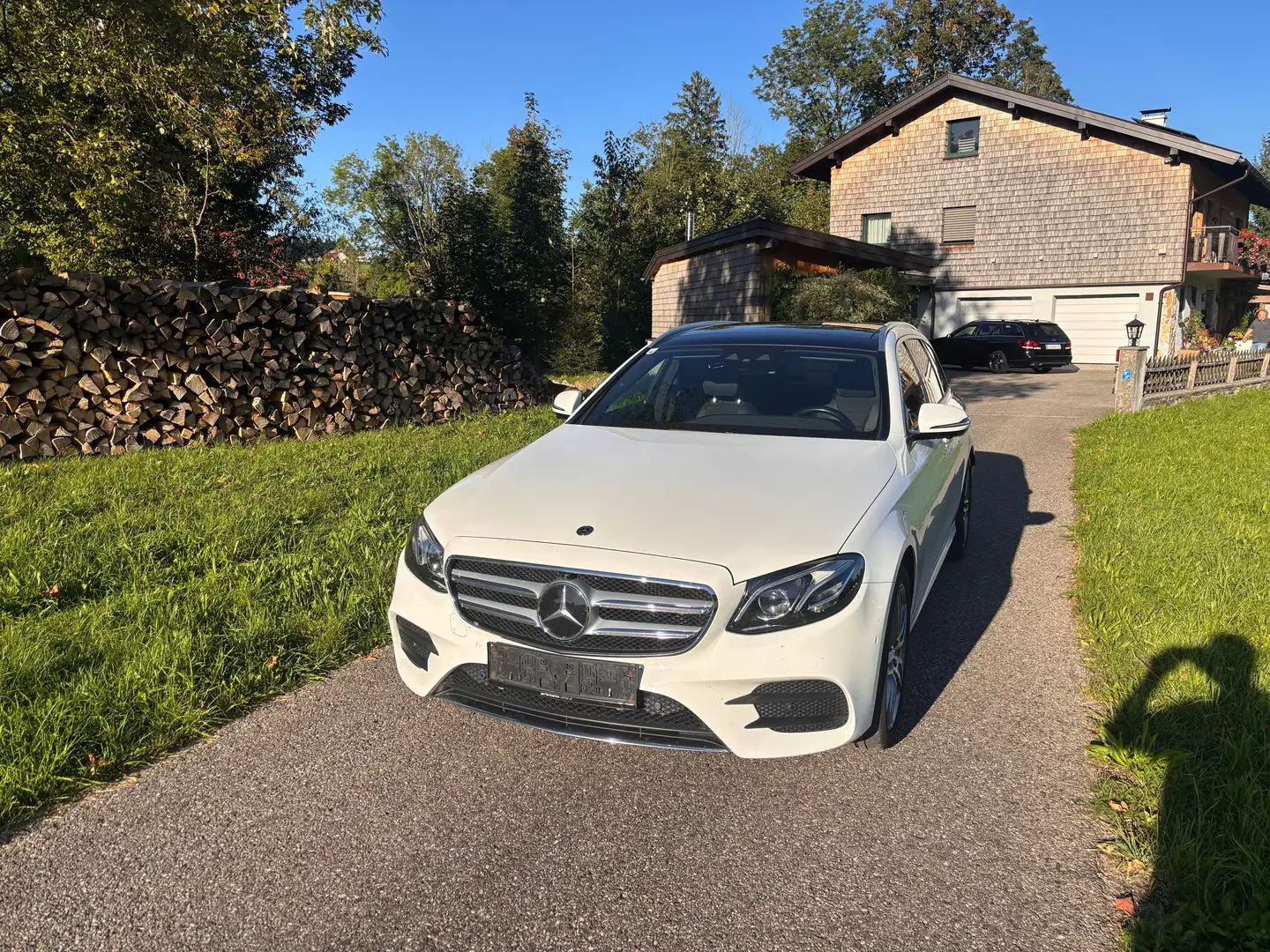 Mercedes-Benz E 220 E 220 d T Austria Edition Exclusive Aut. Exclusive Weiß - 2