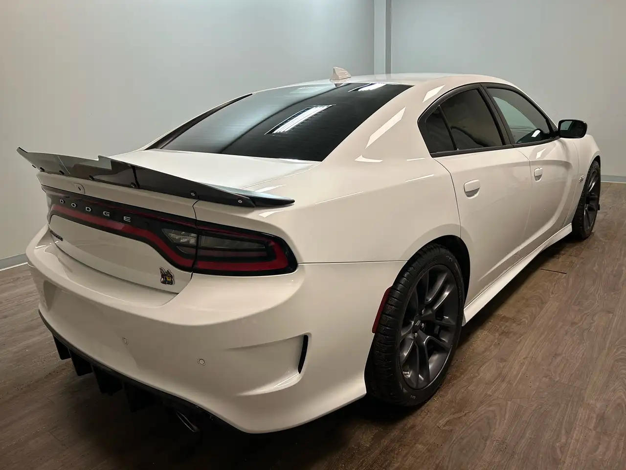 Dodge Charger снимка Dodge Charger