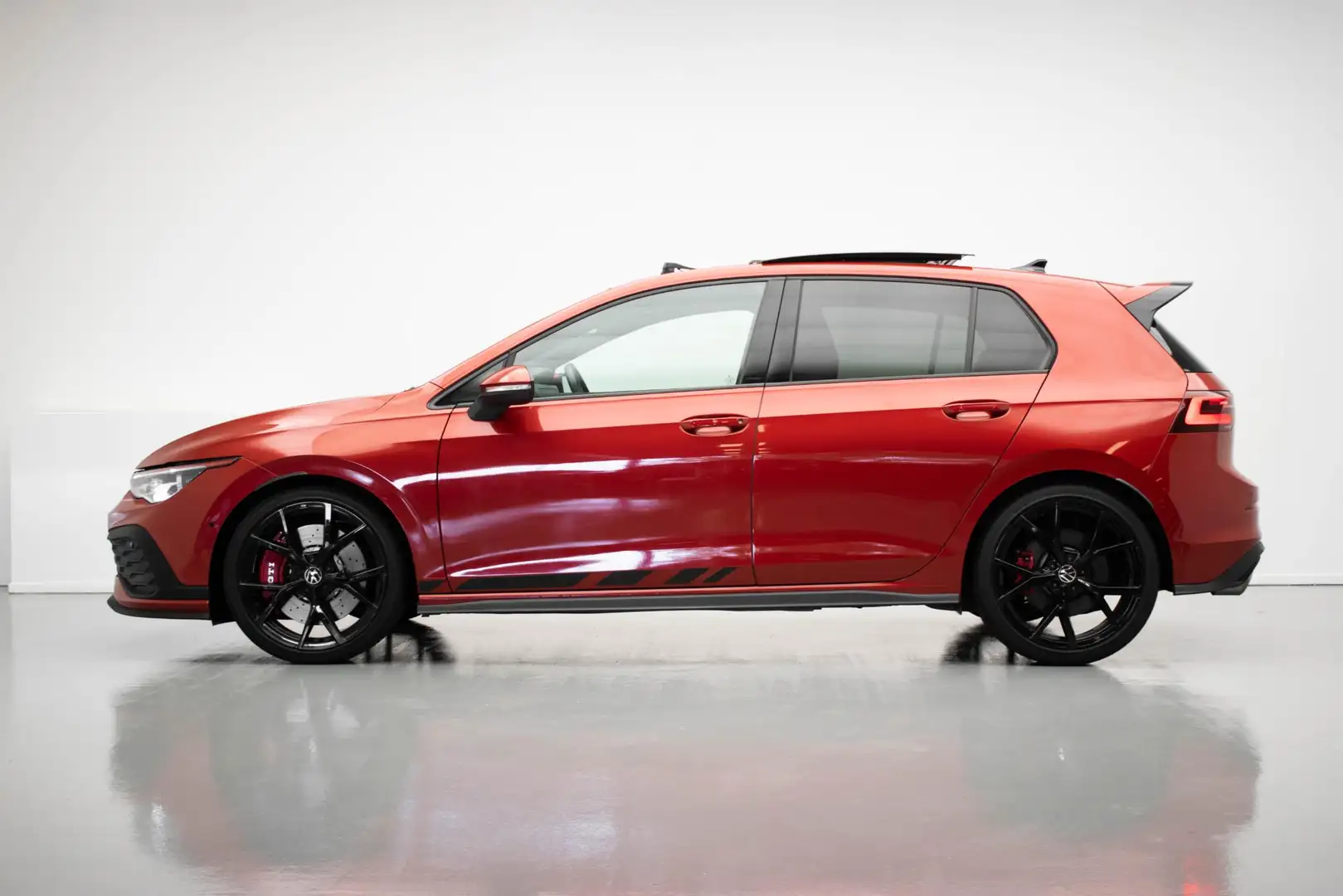 Volkswagen Golf GTI 2.0 TSI |Pano|HUD|Nurburg|H&K|IQ| Rood - 2