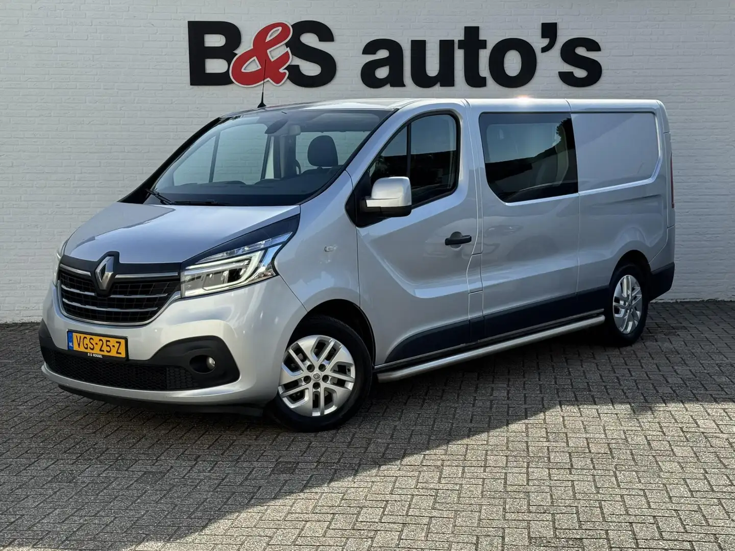 Renault Trafic 2.0 dCi 145 T29 L2H1 DC Luxe Climate control Cruis Szary - 1