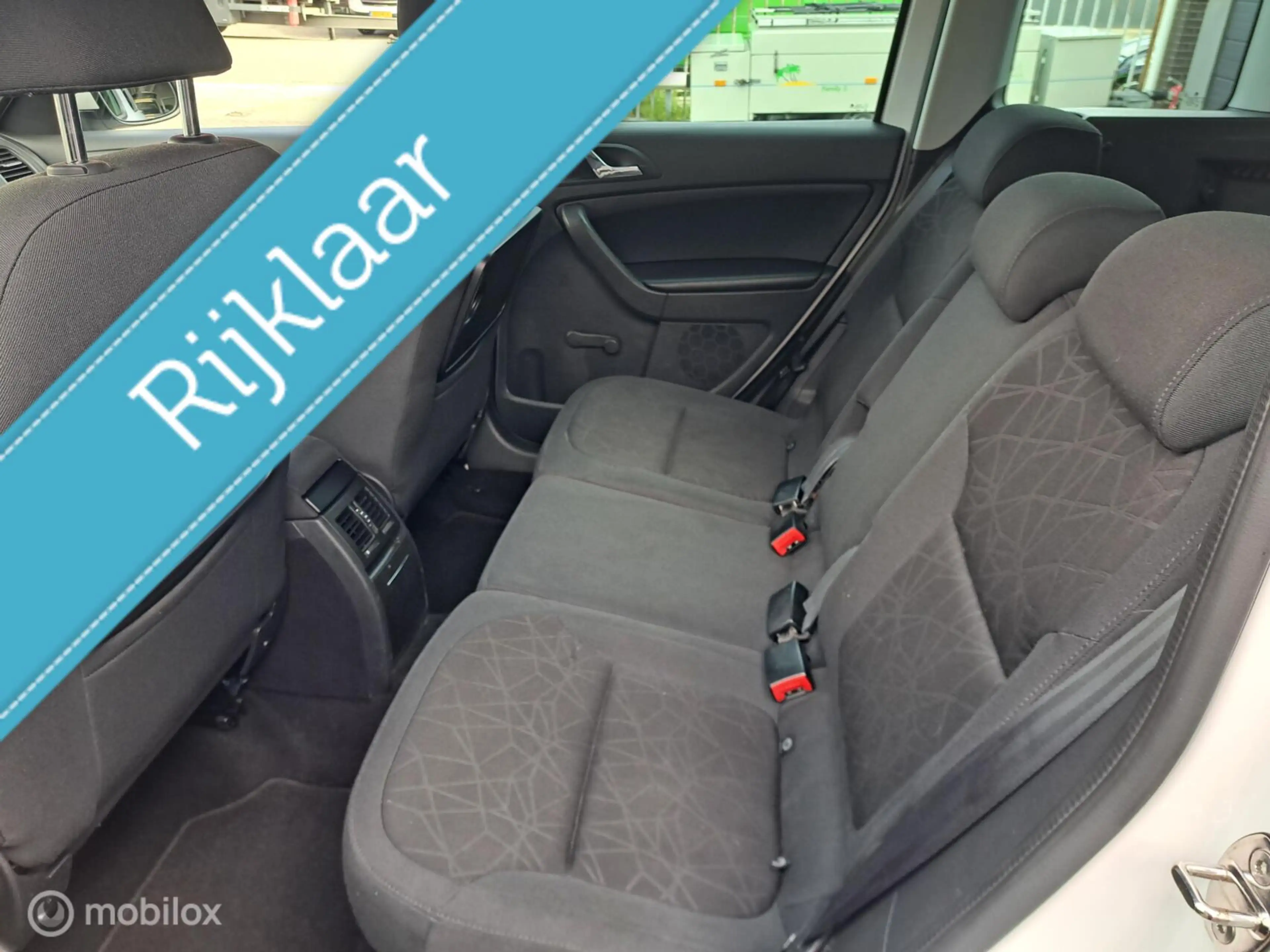 Skoda Yeti 1.2 TSI Ambition — photo 12