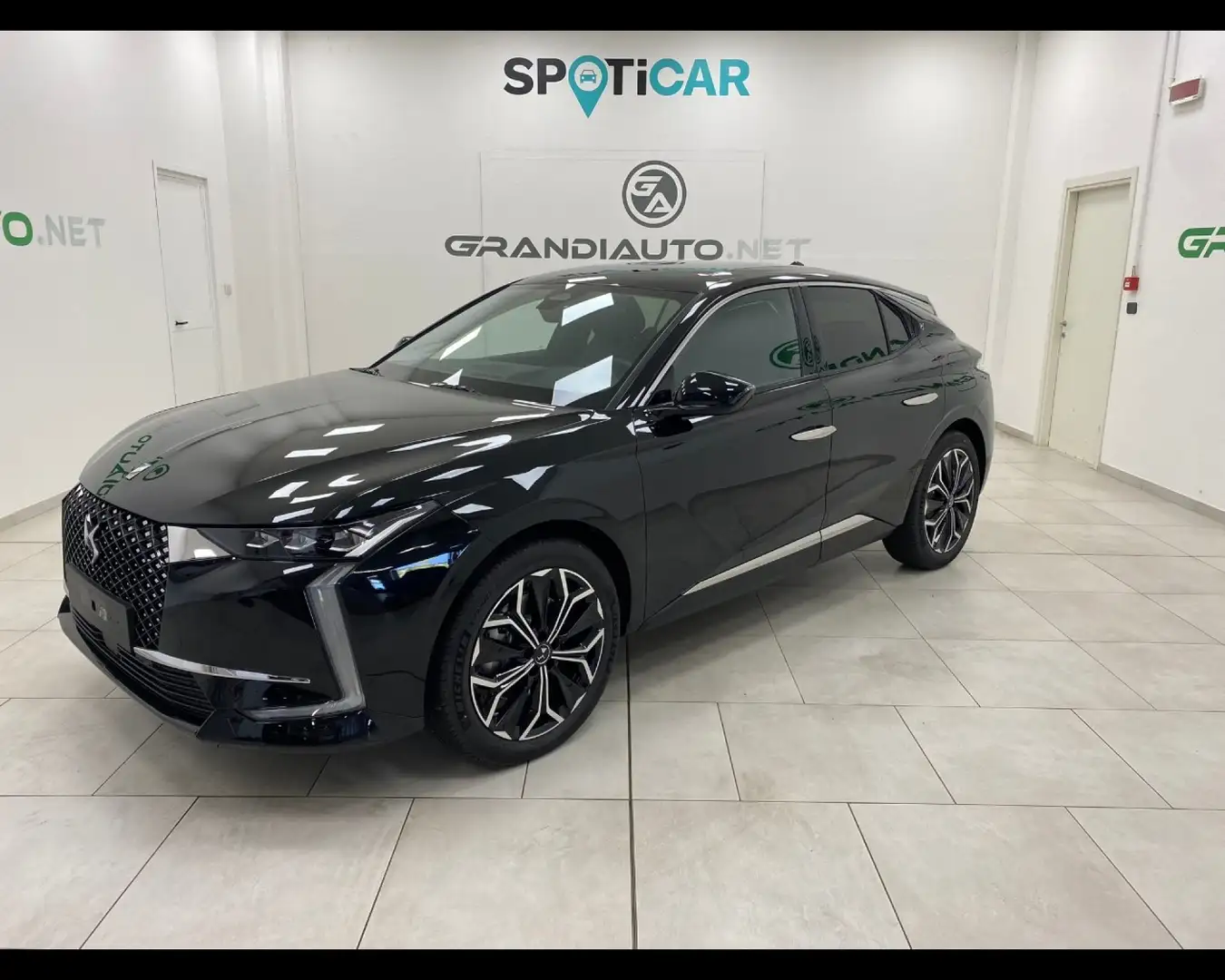 DS Automobiles DS 4 1.6 e-tense phev Rivoli 225cv auto Nero - 1