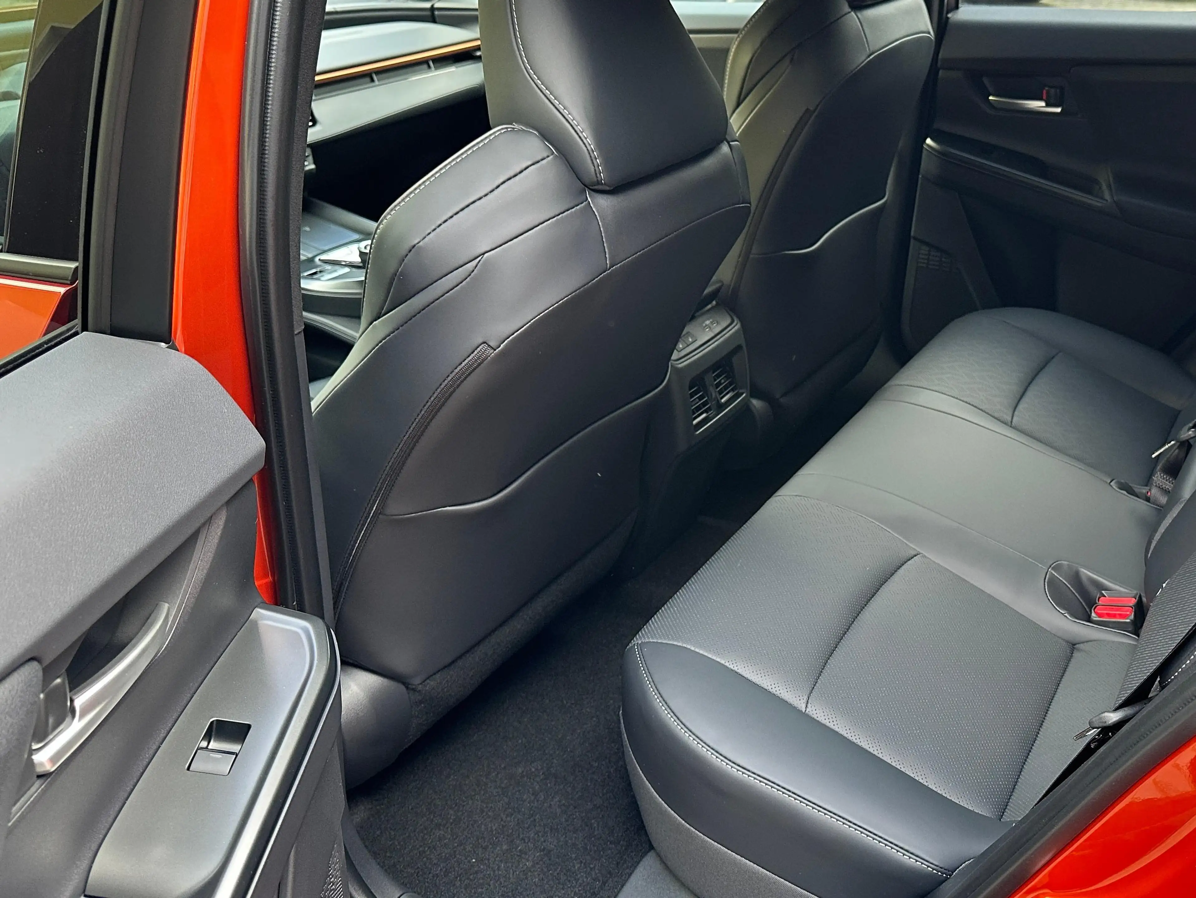 Subaru Uncharted Uncharted 77 AWD Platinum — photo 13