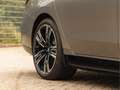 BMW i7 xDrive60 - M-Sport - Executive Lounge - Rear Enter Grijs - thumbnail 12