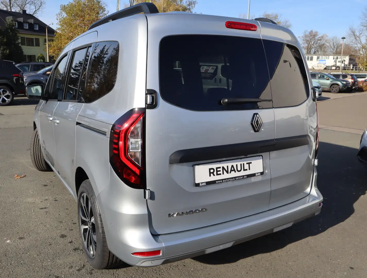 Renault Kangoo PKW TECHNO TCe 130 EDC Hecktüren Серый - 2