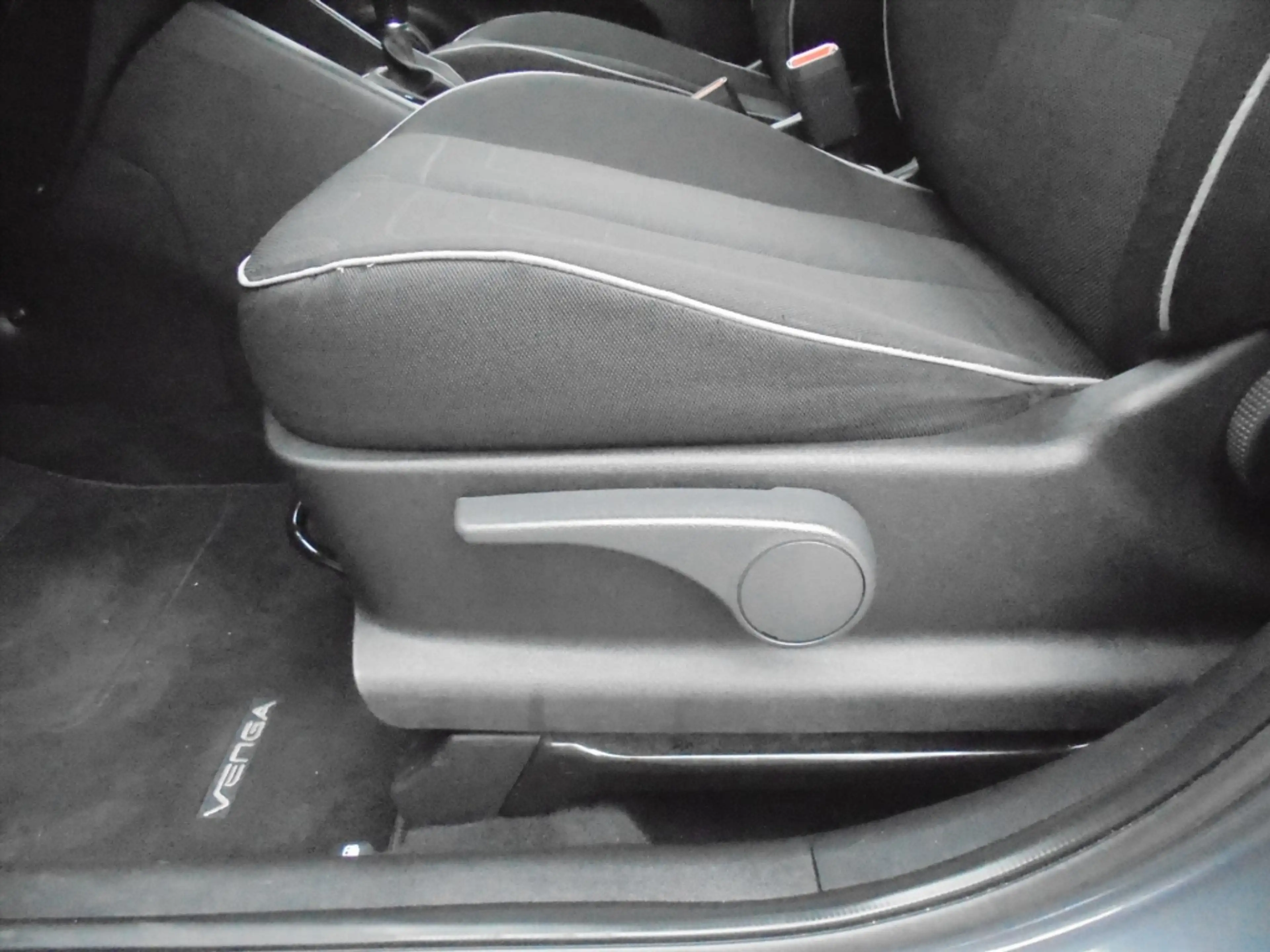 Kia Venga 1.6i AUTOMAAT HOGE INSTAP NAVIGATIE TREKHAAK — photo 30
