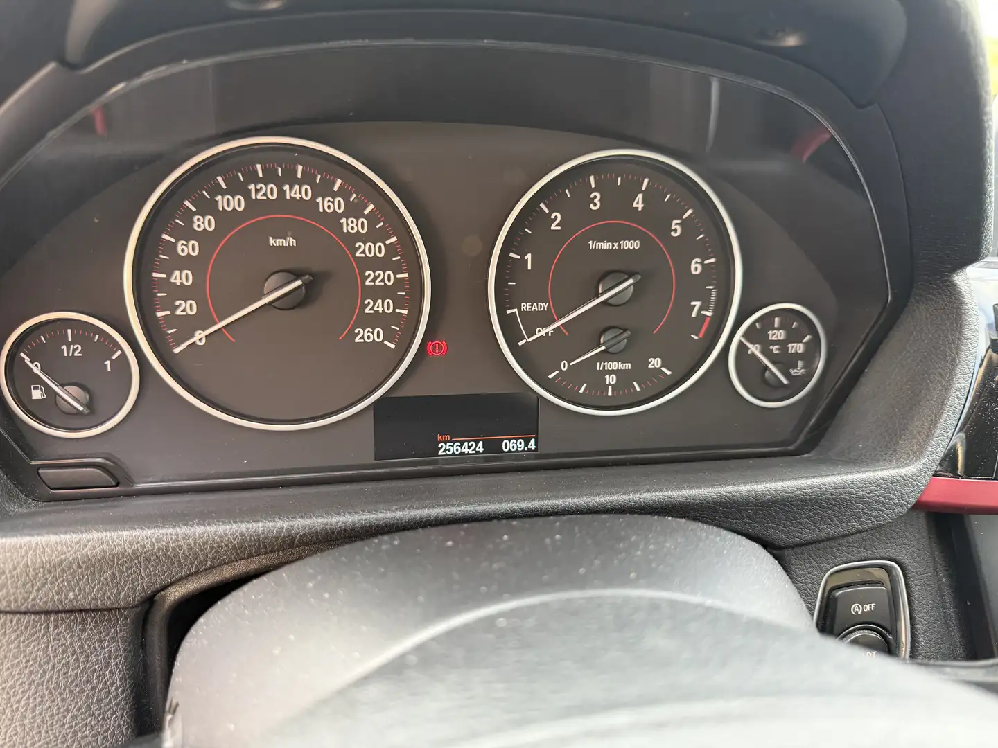 BMW 320 320i xDrive Limousine F30 N20 - 1