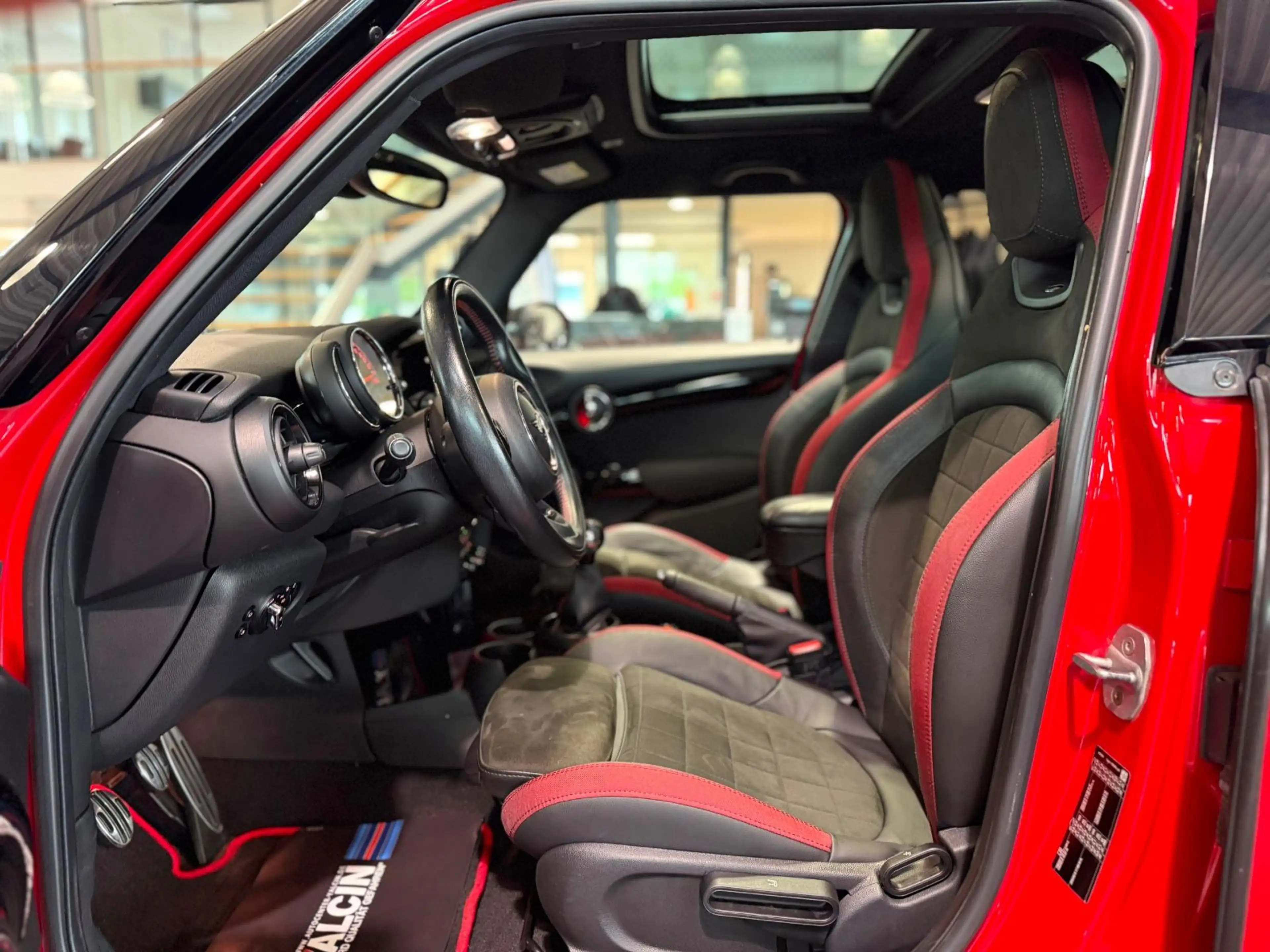 MINI Cooper S 5-Türer S-HEFT/NAVI/PANORAMA/PDC/LM — photo 15