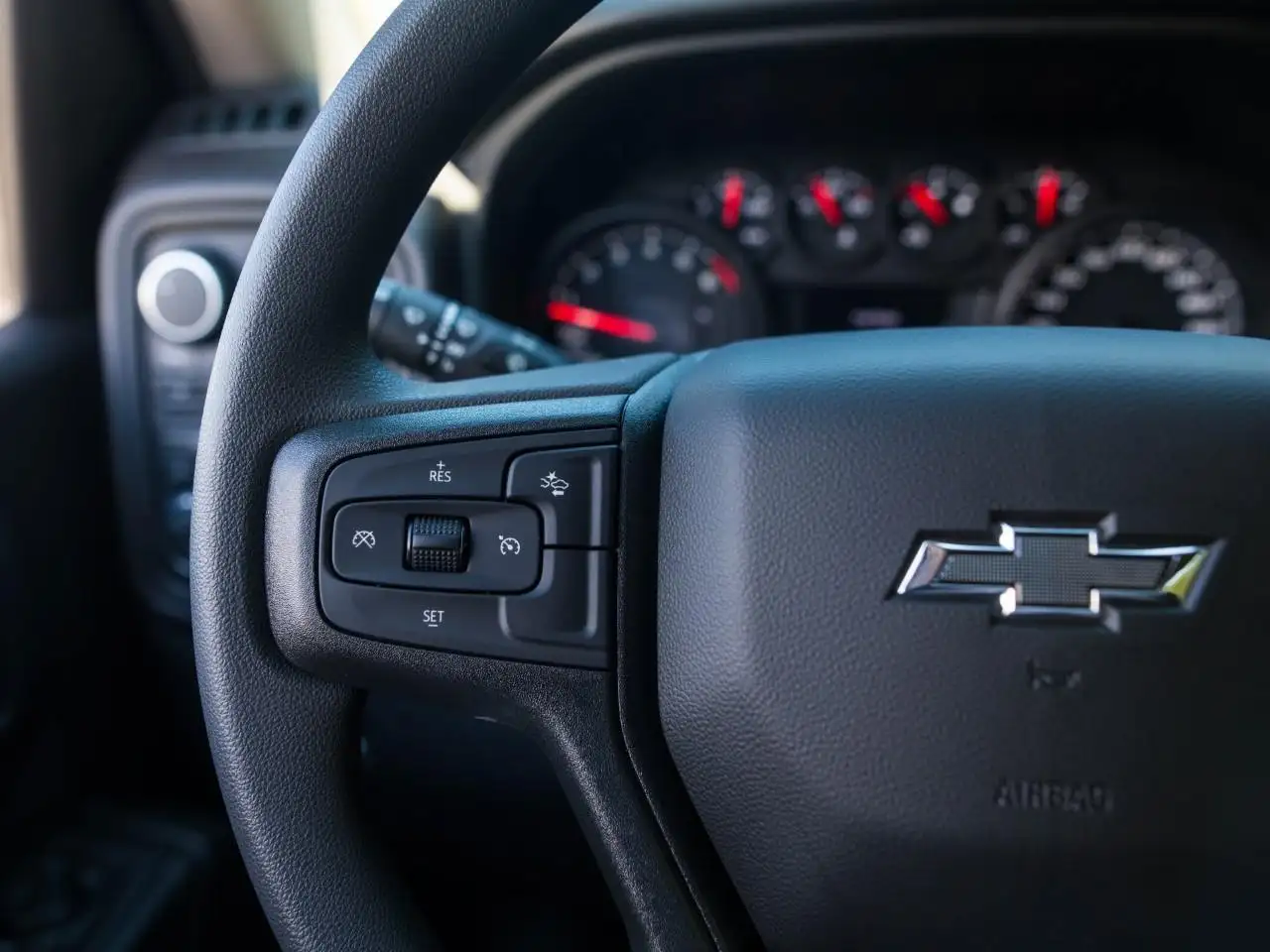 Chevrolet Silverado 1500 снимка Chevrolet Silverado 1500