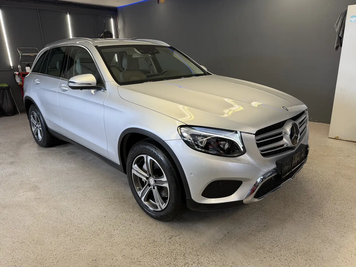 Mercedes-Benz GLC 250 GLC 250 d 4Matic (253.909) Grau - 1