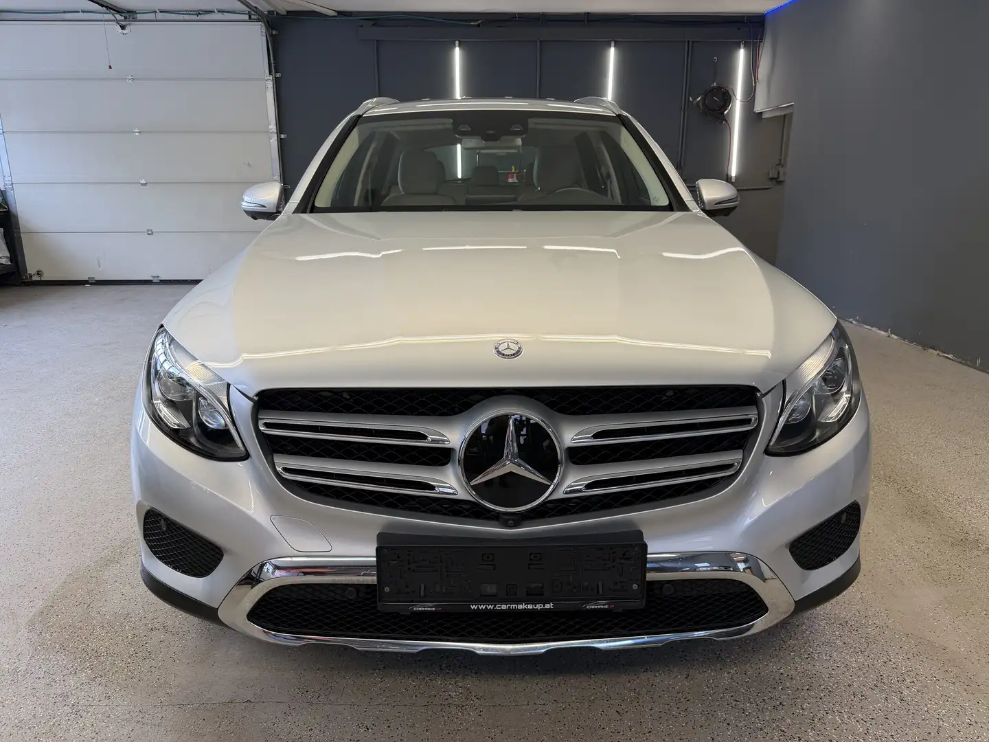 Mercedes-Benz GLC 250 GLC 250 d 4Matic (253.909) Grau - 2