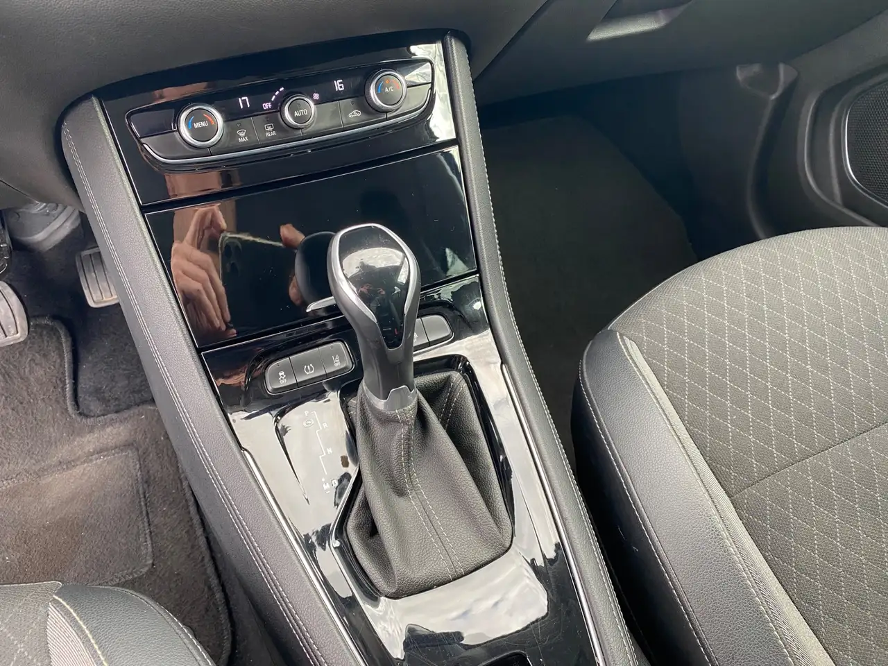Opel Grandland X 1.5 diesel Ecotec Start&Stop aut. Business Ed., миниатюра 13