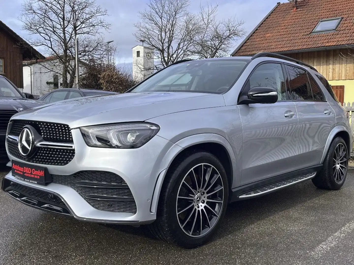 Mercedes-Benz GLE 300 d AMG 4M Pano Head-Up Silber - 1