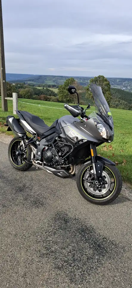 Triumph Tiger 1050