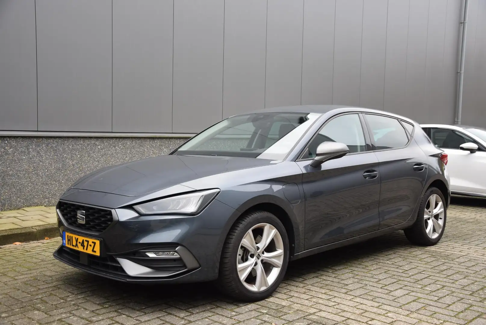 SEAT Leon 1.4 TSI eHybrid PHEV FR | SOH 100%| stuurwiel verw Gris - 2