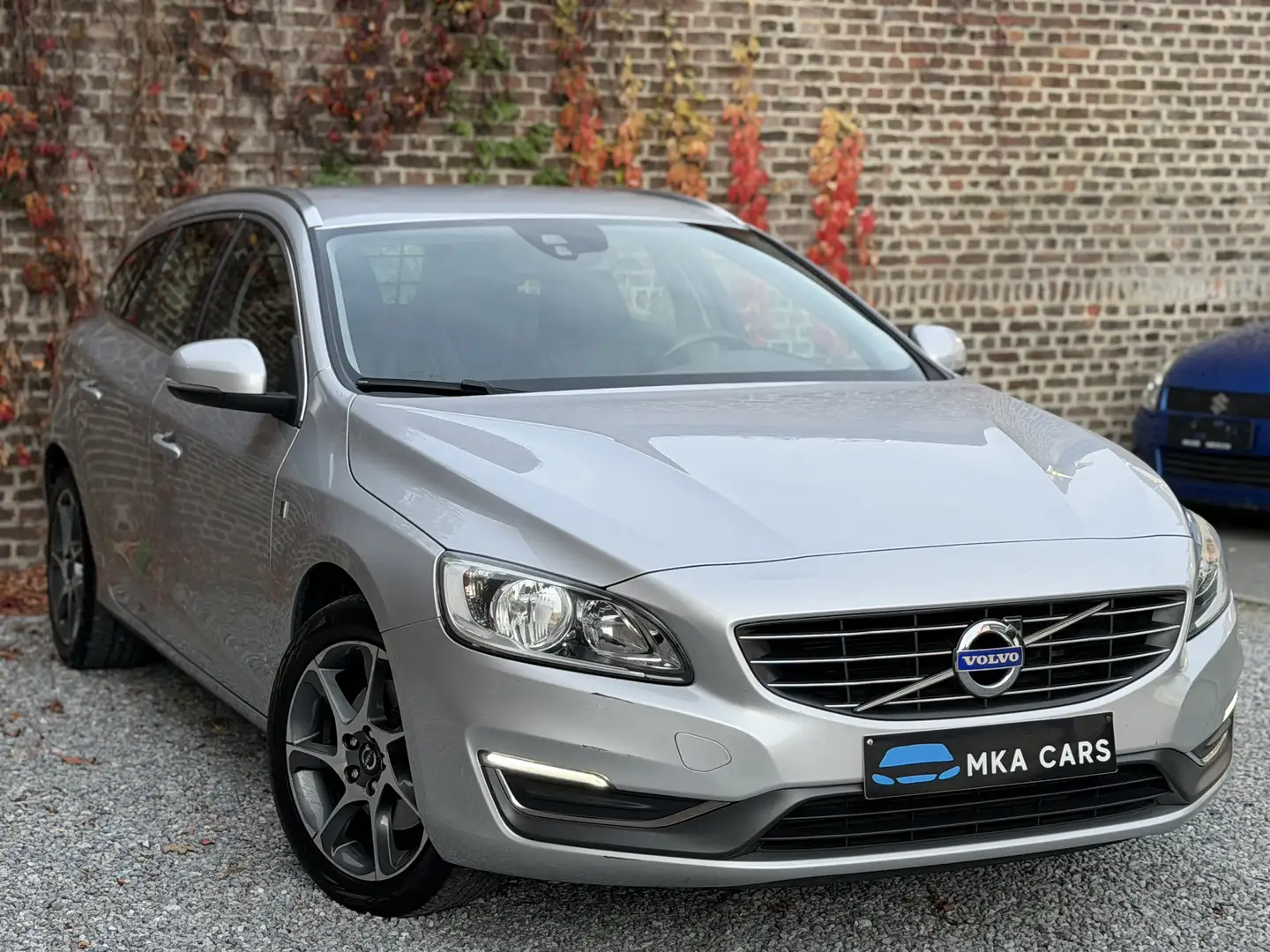 Volvo V60 1.6 D2 Ocean Race Carnet Complet Garantie 12 M - 1