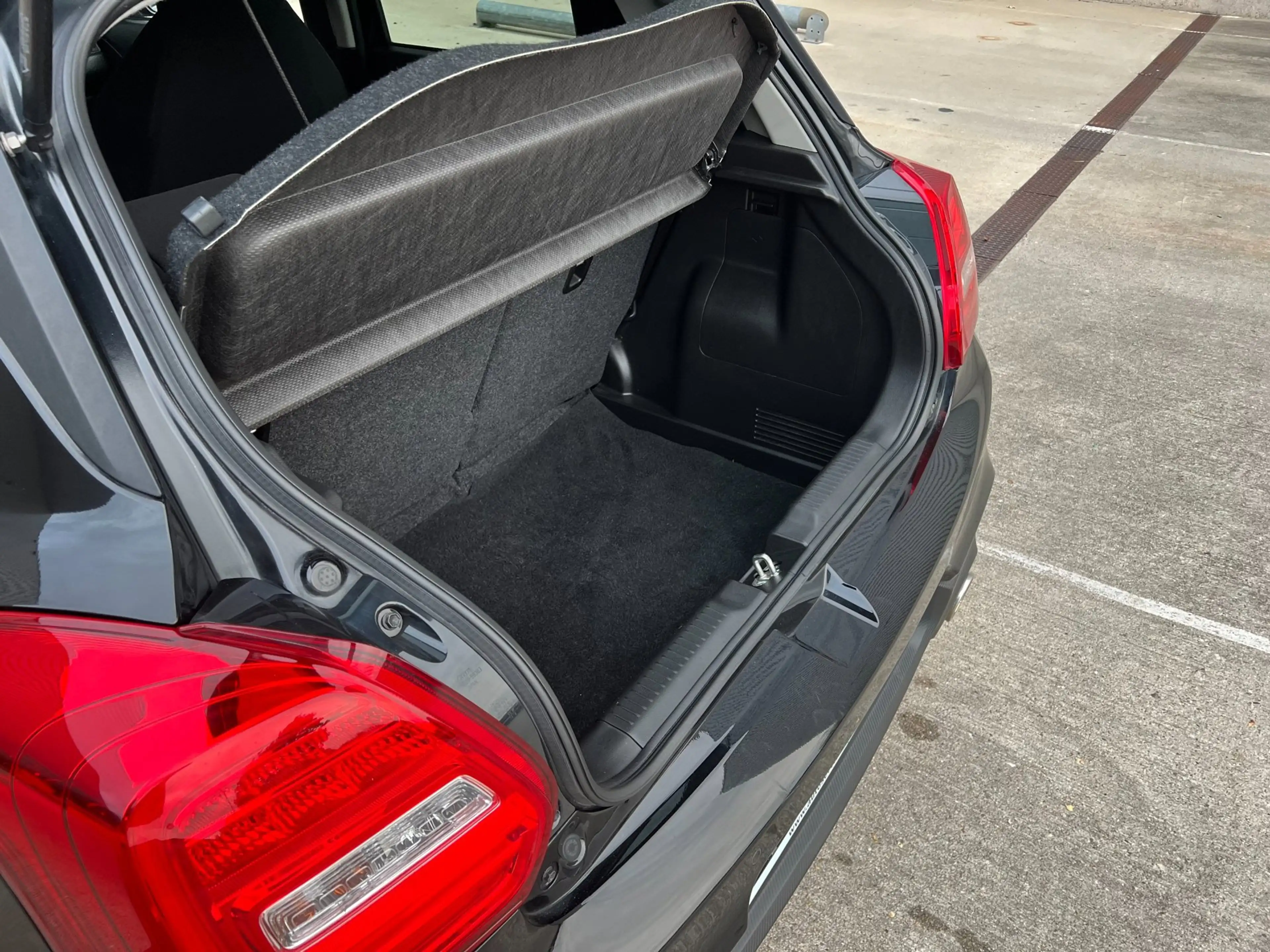Suzuki Swift 1.4 Sport Smart Hybrid, Led, Navi — photo 12