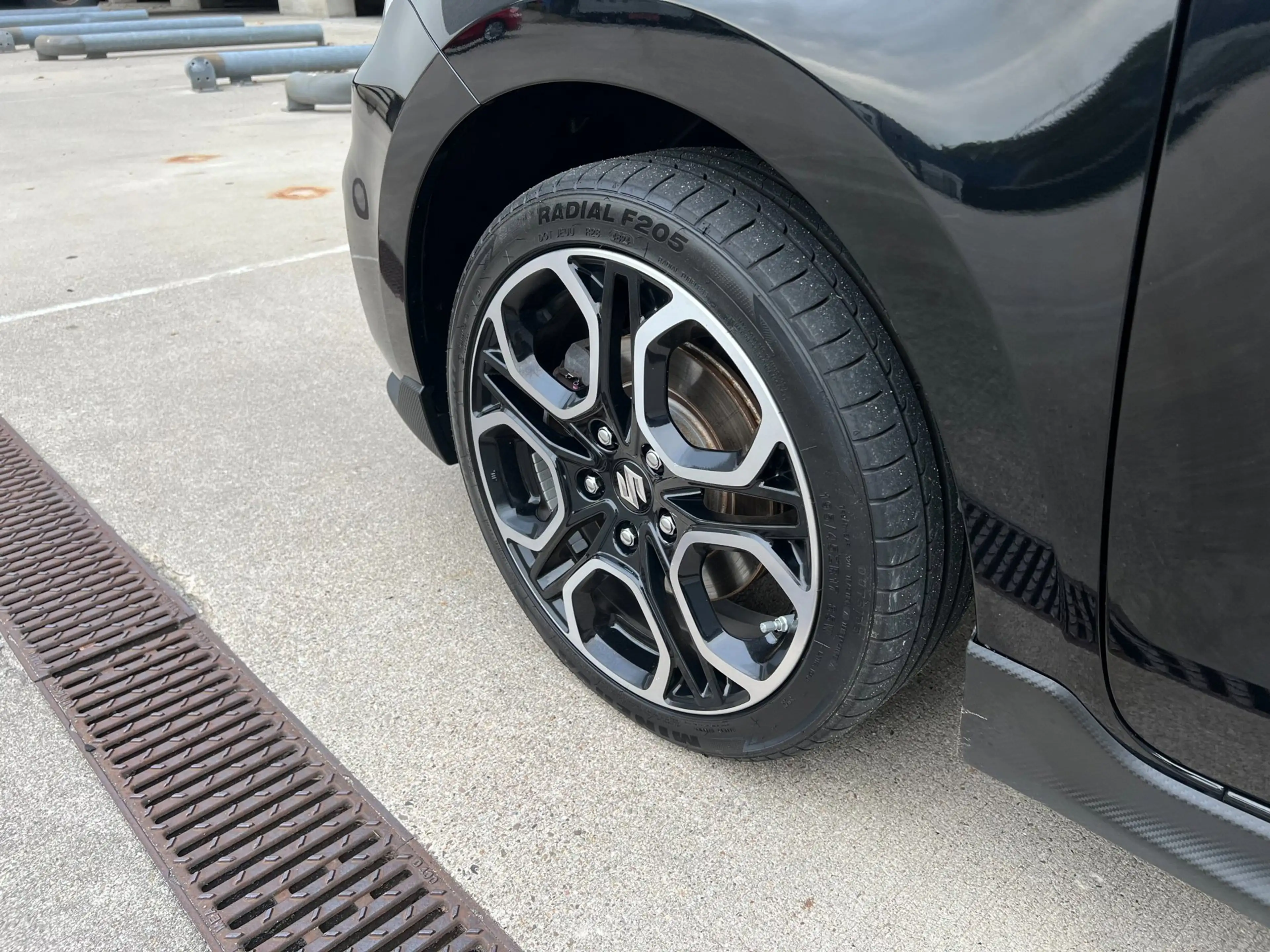 Suzuki Swift 1.4 Sport Smart Hybrid, Led, Navi — photo 14