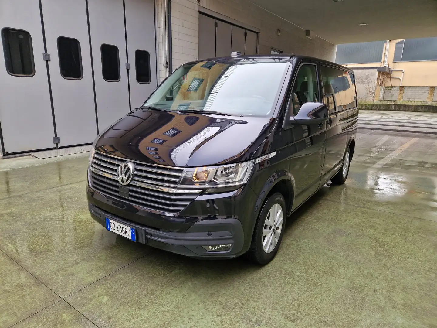 Volkswagen T6.1 Multivan 2.0 tdi Comfortline 150cv dsg 7p (ESCLUSO IVA) - 1