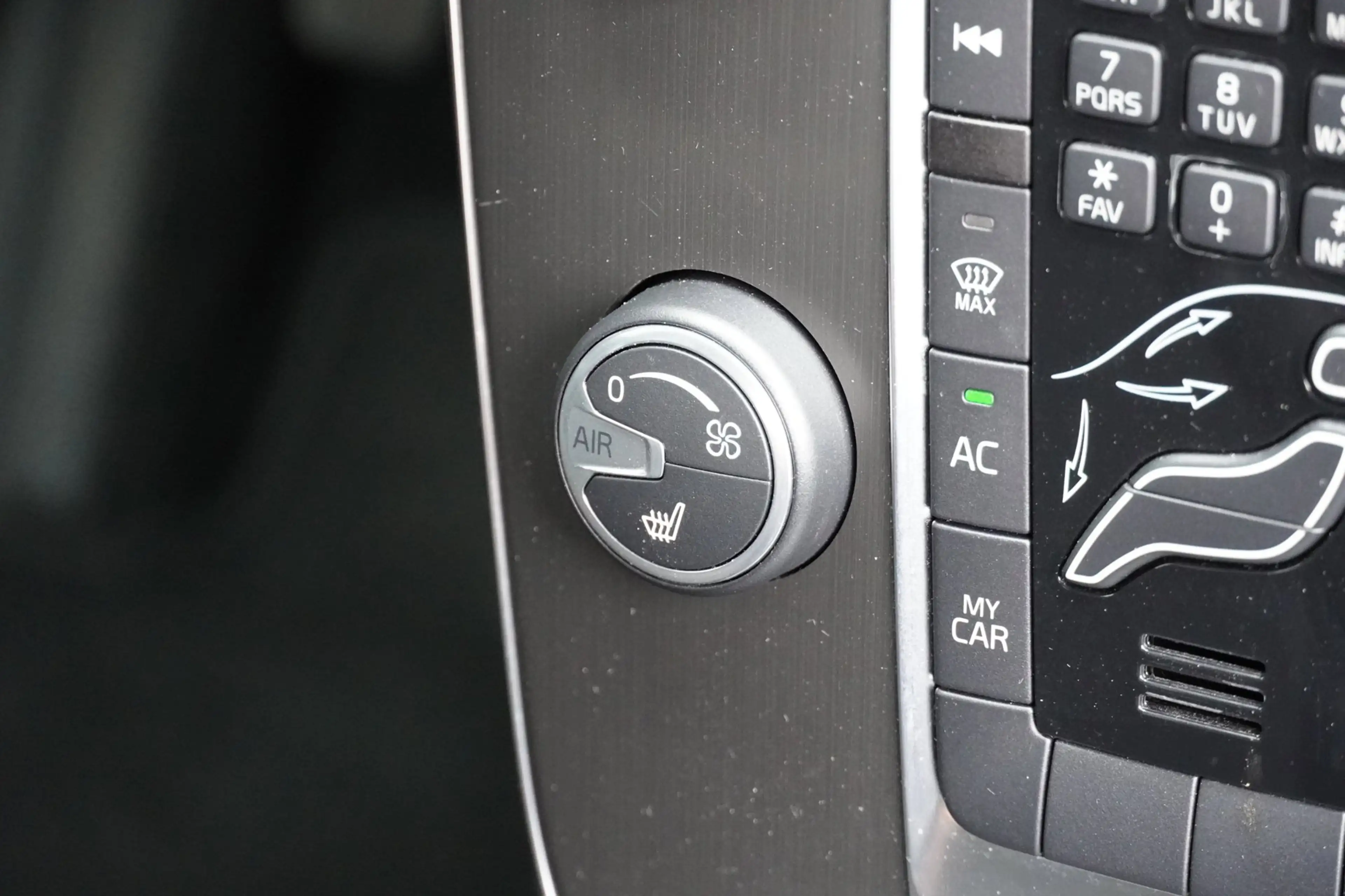 Volvo V40 1.6 T2 120PK Summum Airco/Cruise/PDC/Stoelverw. — photo 8
