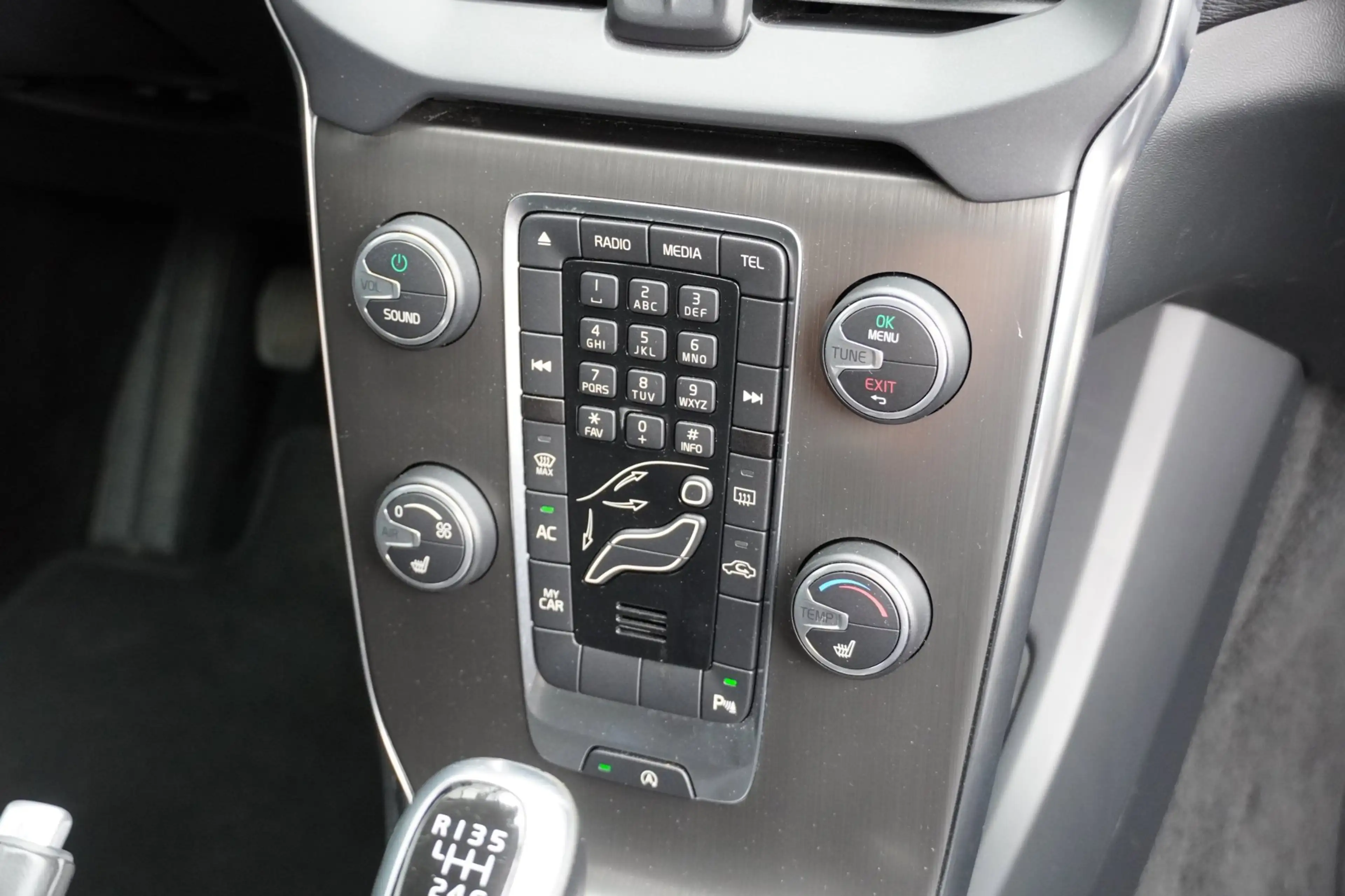 Volvo V40 1.6 T2 120PK Summum Airco/Cruise/PDC/Stoelverw. — photo 5
