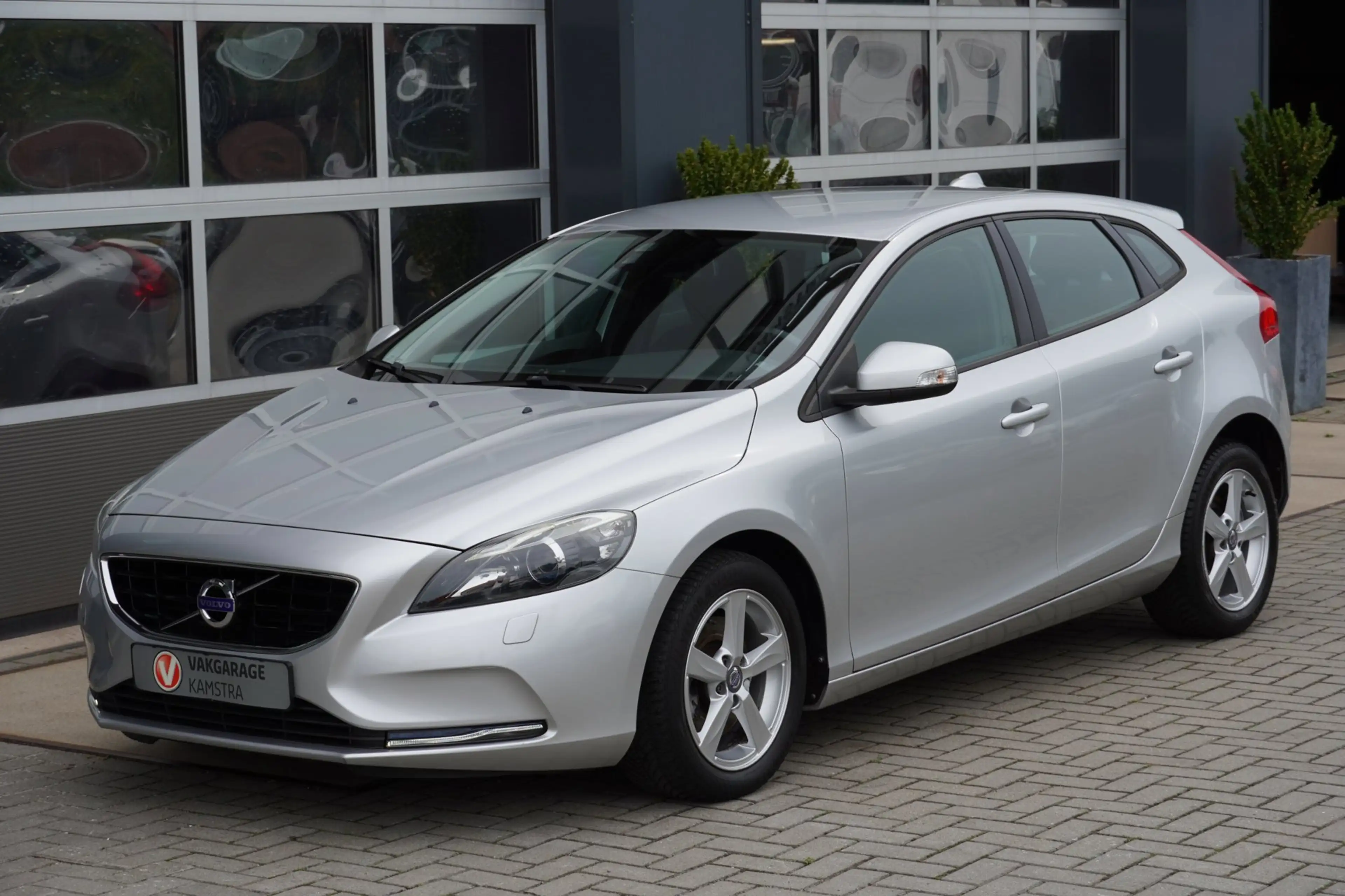 Volvo V40 1.6 T2 120PK Summum Airco/Cruise/PDC/Stoelverw. — photo 18
