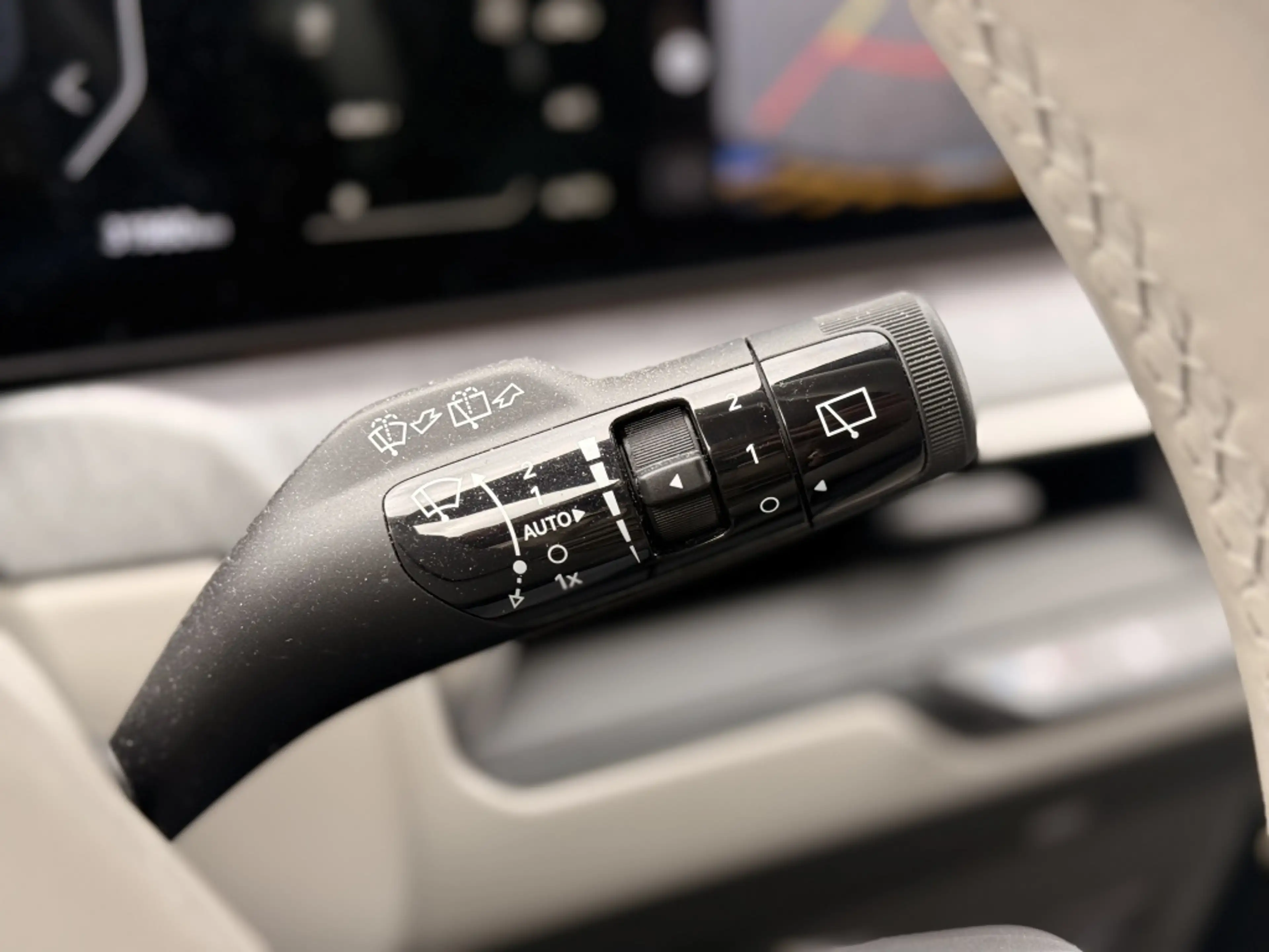 Kia EV9 Air 99.8 kWh — photo 13