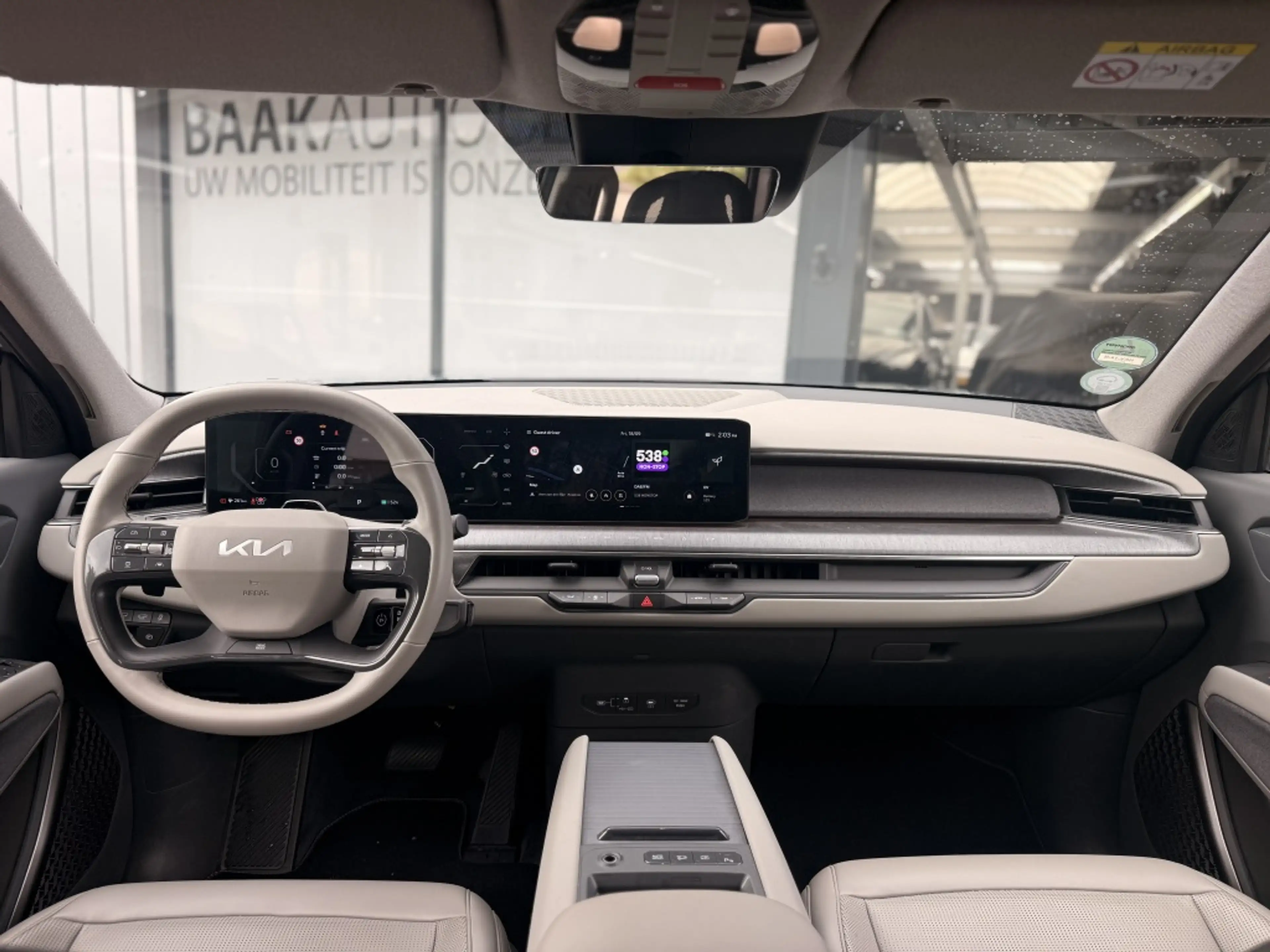 Kia EV9 Air 99.8 kWh — photo 7
