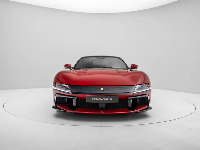 Ferrari 12cilindri view 2