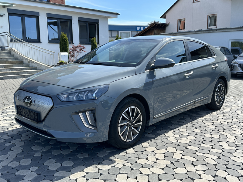 Hyundai IONIQ Prime Elektro LED ACC MEMO LEDER WÄPU 4SHZ — photo 4