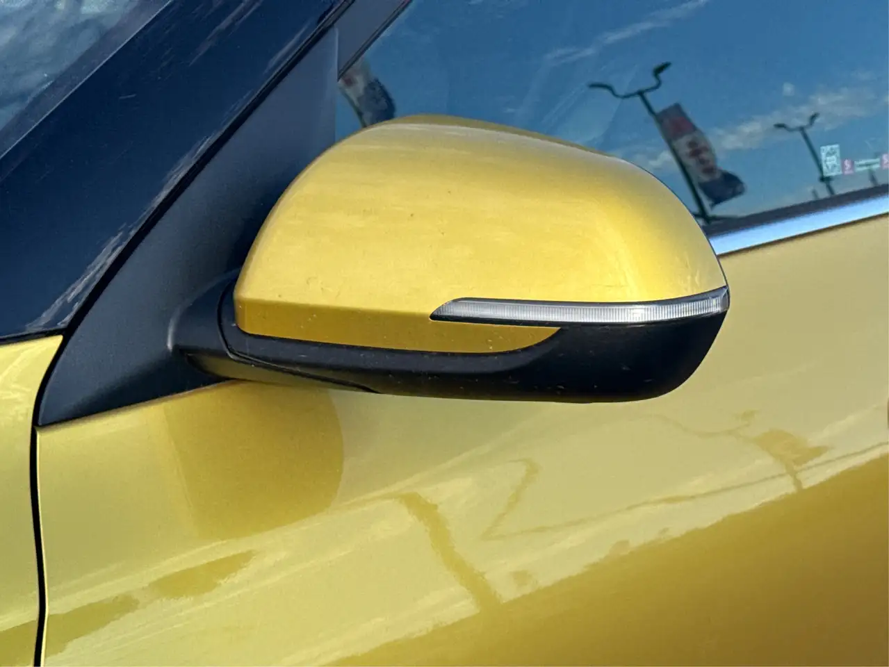 Kia Seltos снимка Kia Seltos