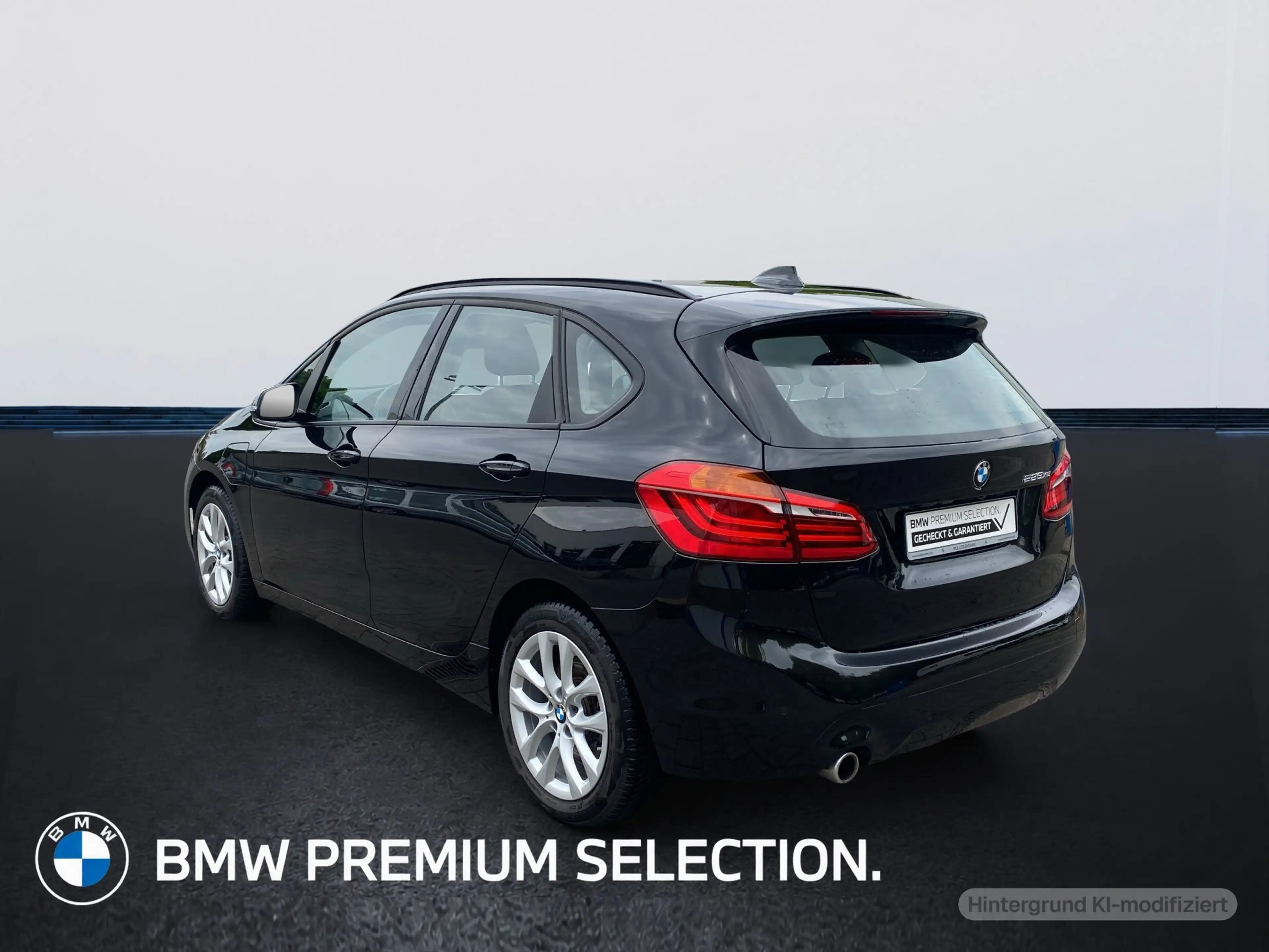 BMW 225 xe iPerformance Active Tourer — photo 6
