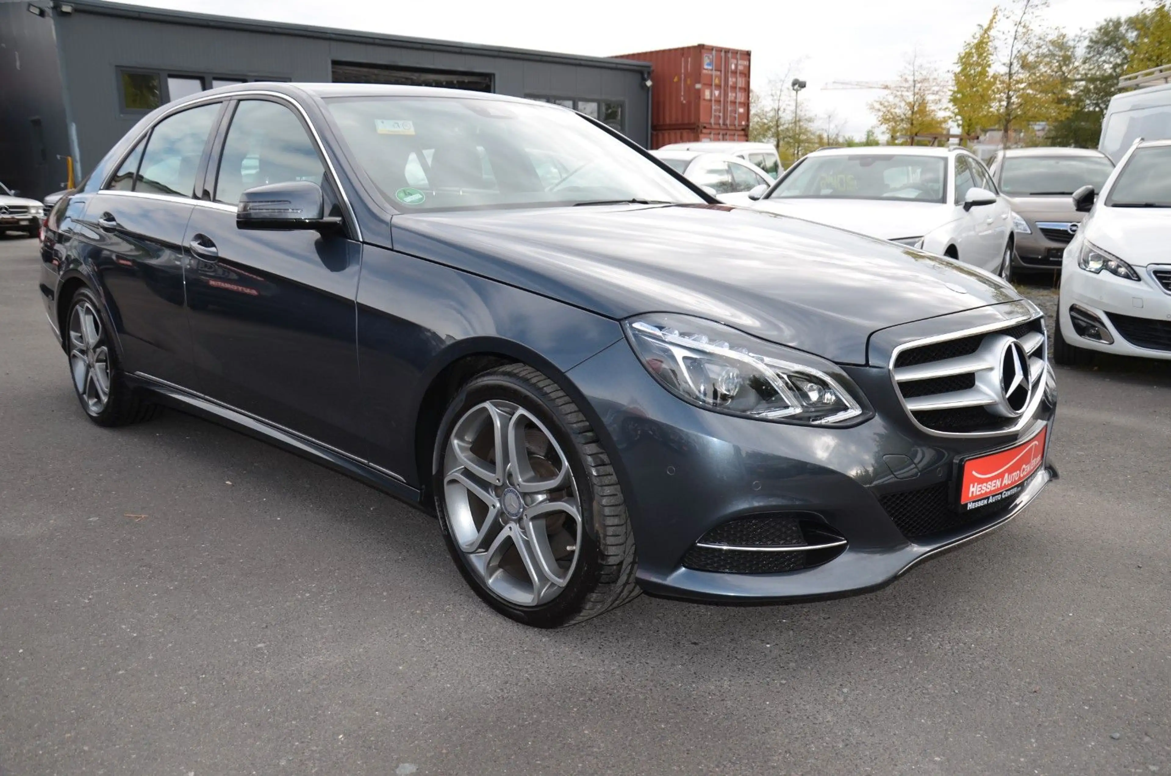 Mercedes-Benz E 200 E Limo*Avantgart*NAVI*LED*PDC*TEMPO*TOP* — photo 3
