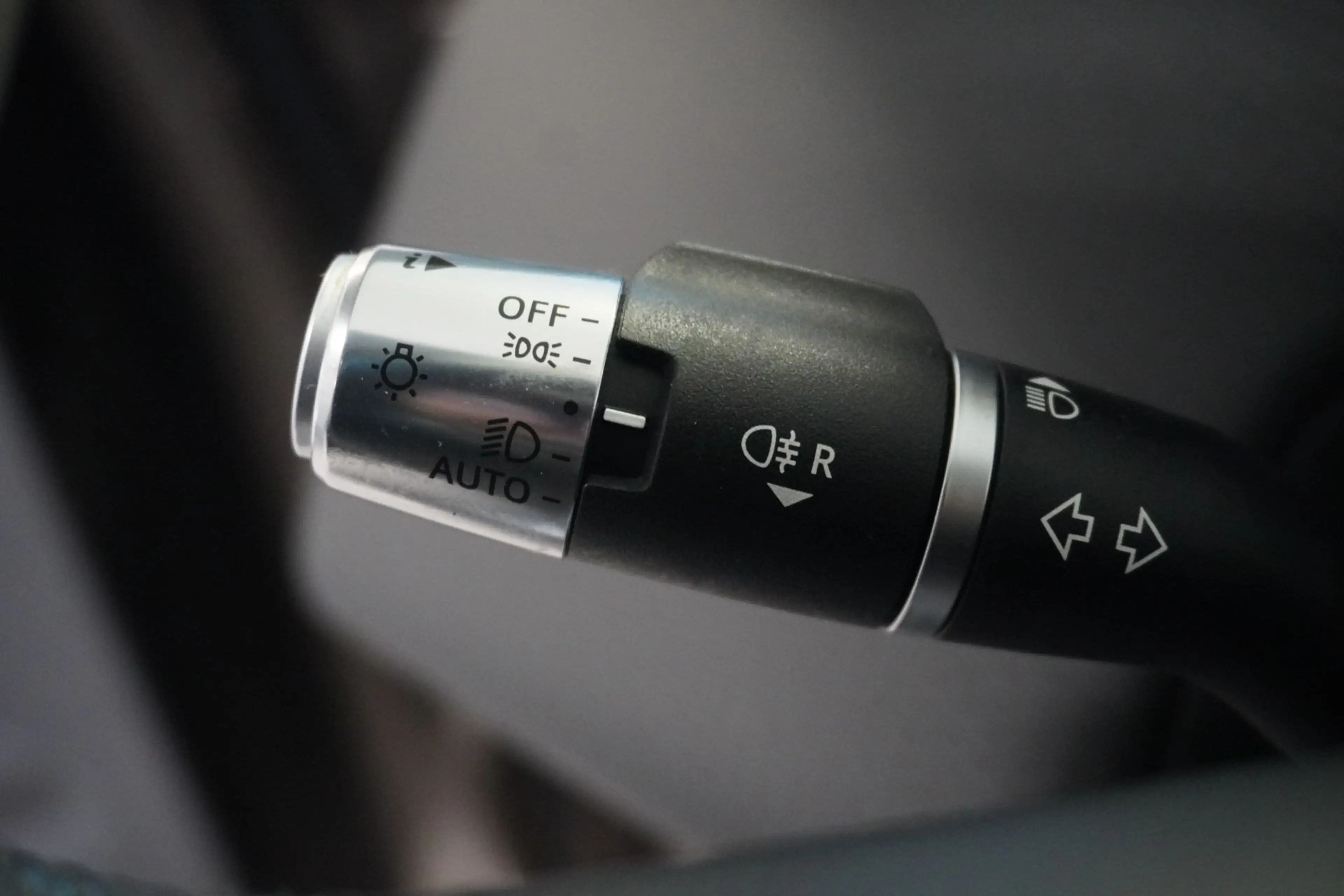Land Rover Range Rover Evoque P300e PHEV 4WD Aut./LED/Navi — photo 14
