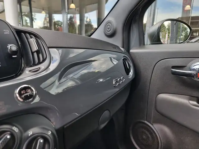 Fiat 500 view 23