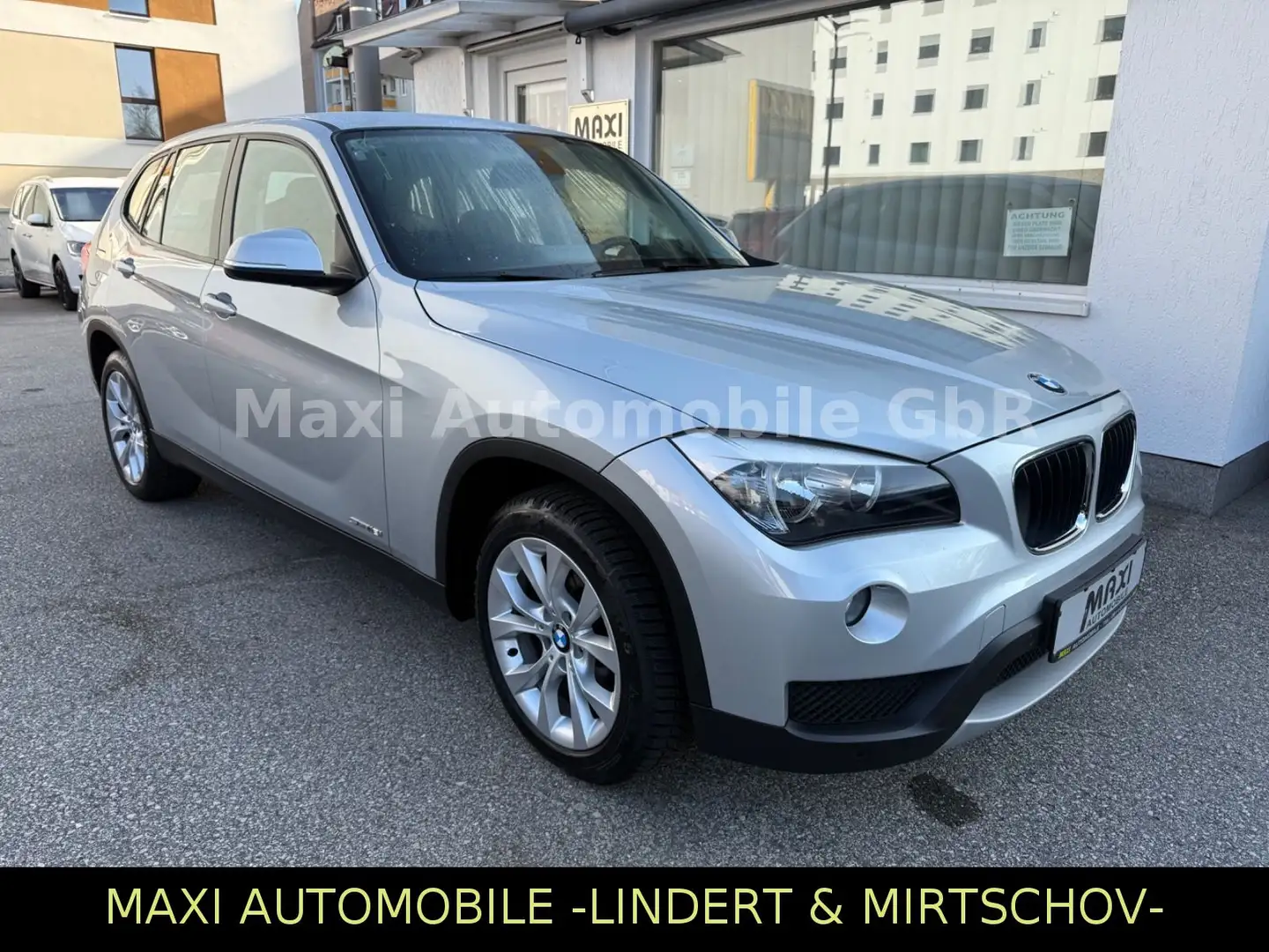 BMW X1 18i sDrive-NAVI-PDC-SHZ-KLIMAAUT-17Z Argent - 1