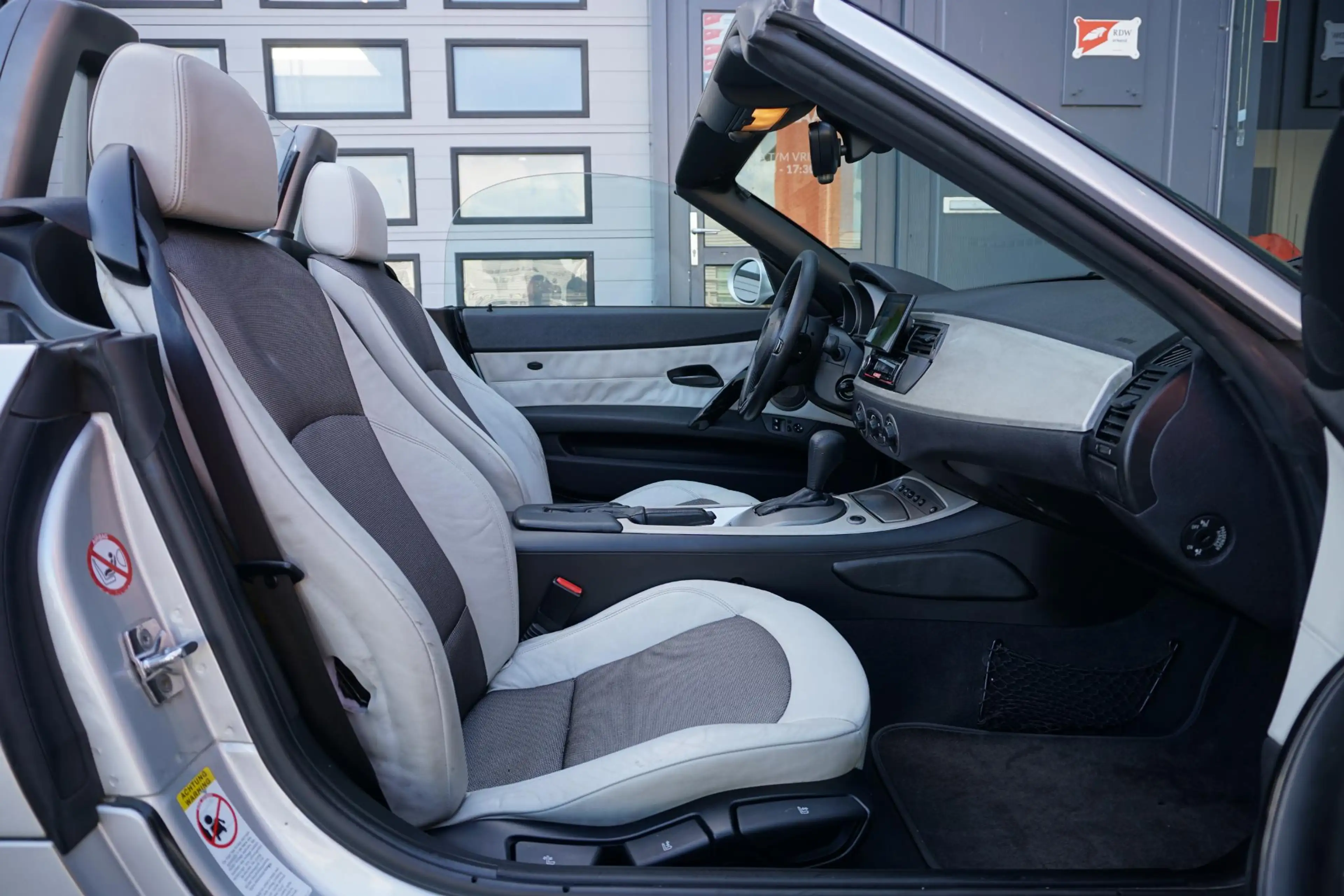 BMW Z4 Roadster 2.5i S + XENON / STOELVERWARMING / ELEKTR — photo 9