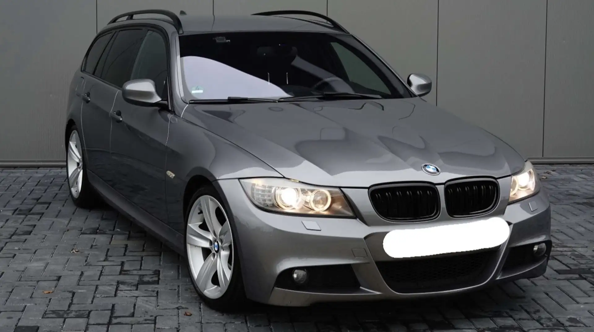 BMW 320 d M Paket - Pano- Touring - Checkheft Finanzierung Gris - 1