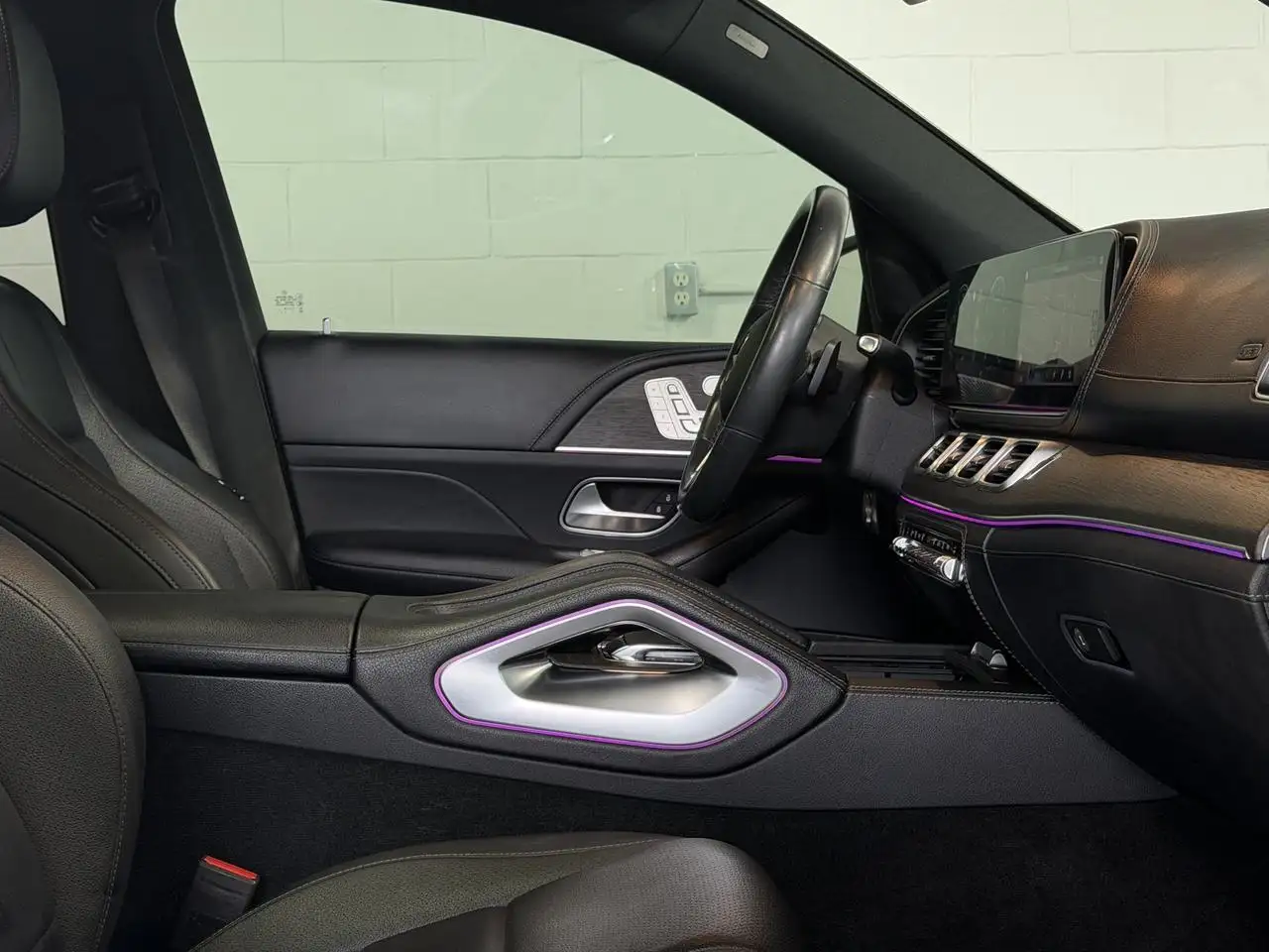 Mercedes-Benz GLE снимка Mercedes-Benz GLE